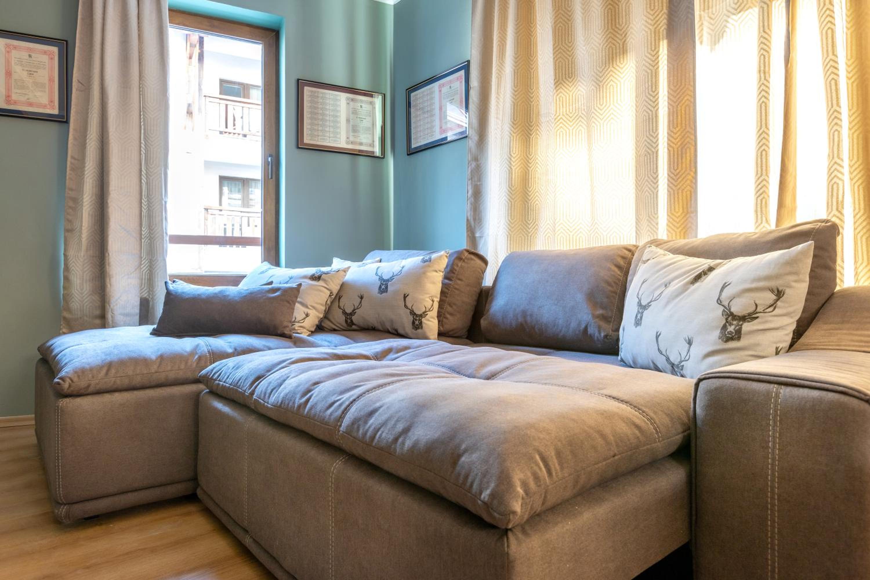Cedar Lodge III 2 BDRM Flat B12