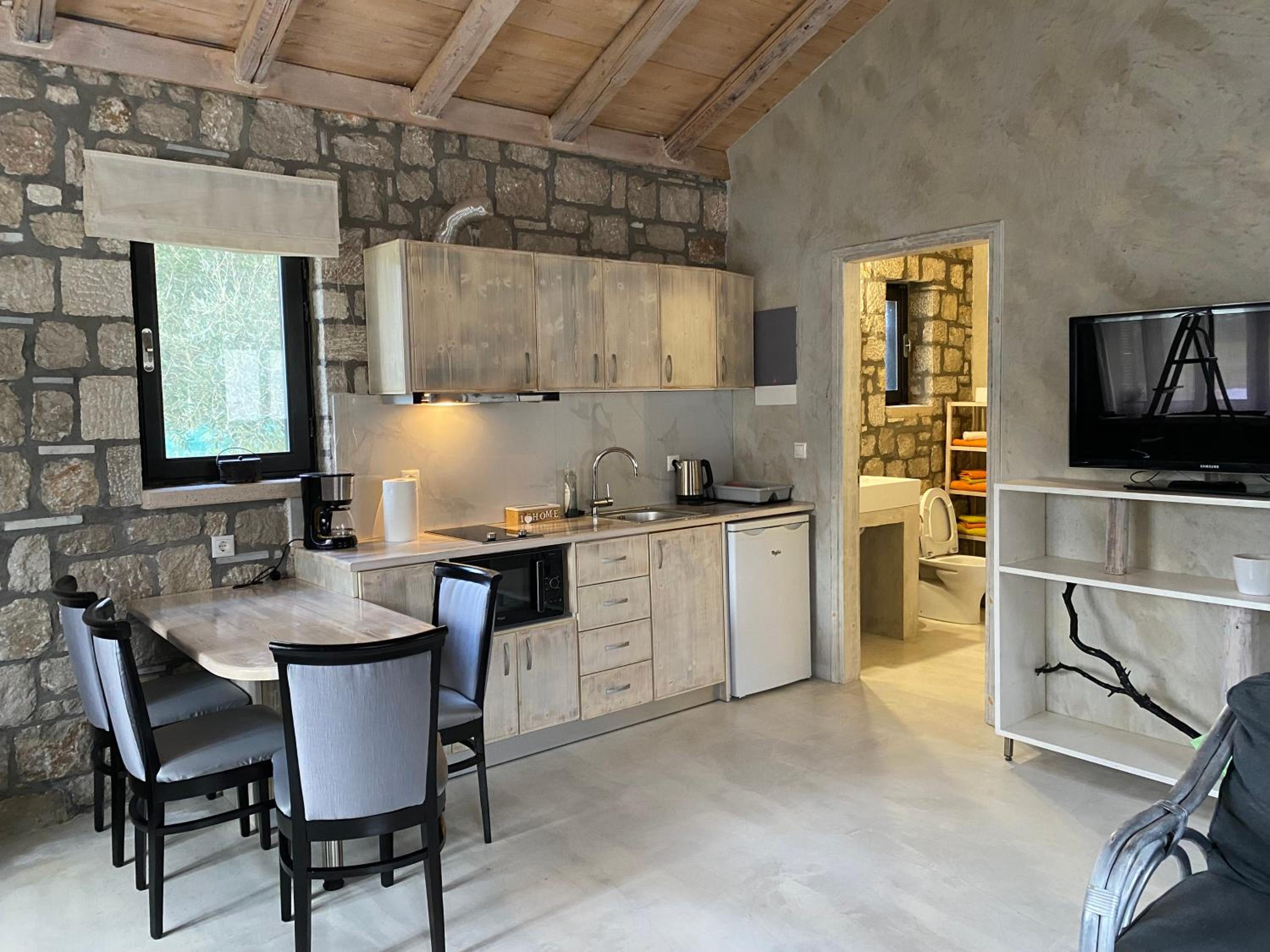 AGROTOPIA Guesthouses