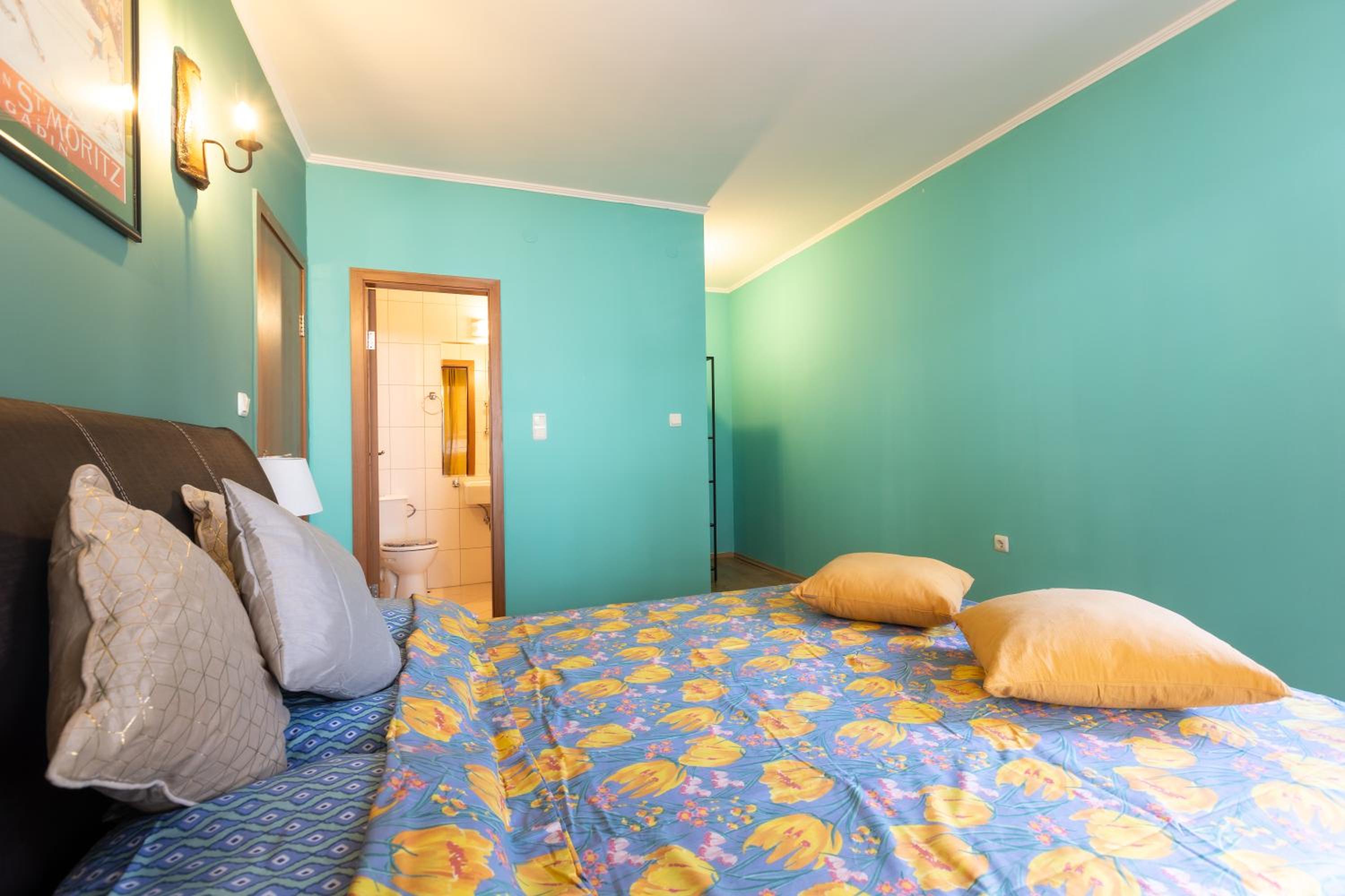 Cedar Lodge III 2 BDRM Flat B12