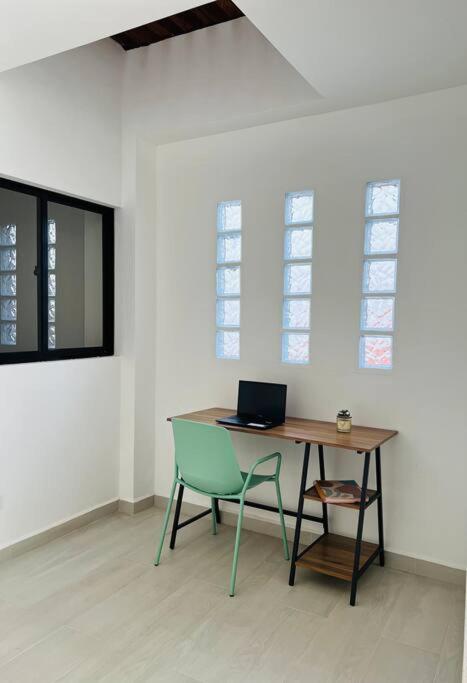 Centro Guatapé: minimalista y confortable