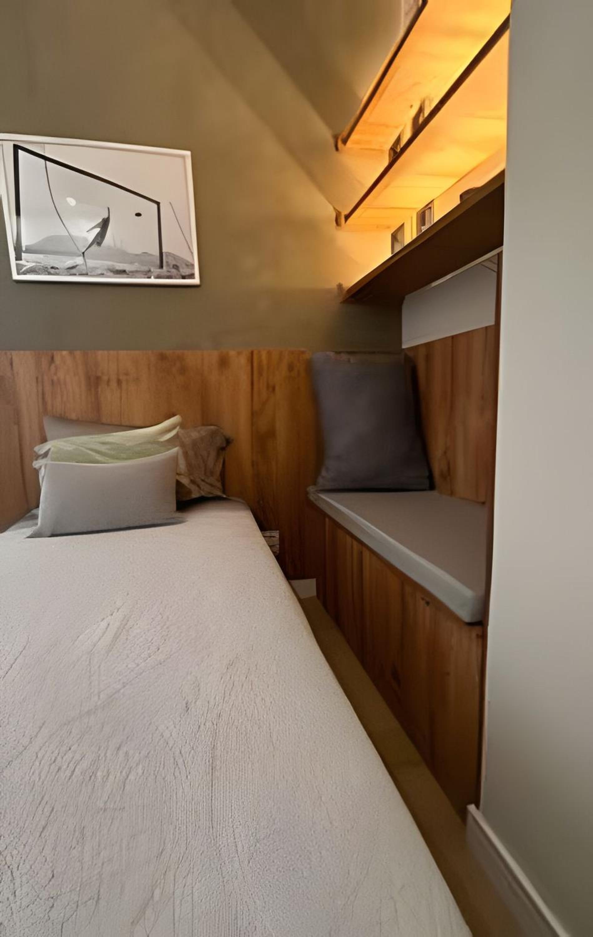 Apto Luxuoso, 50 Mts da Praia em Copacabana para 6