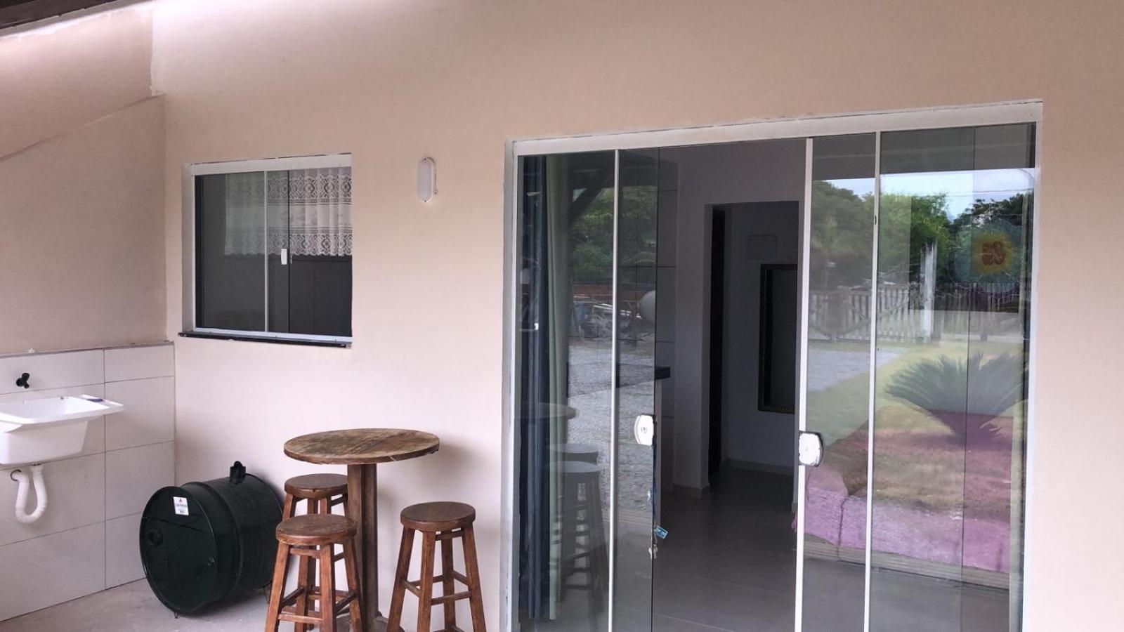 Casa03 em Mariscal-Canto Grande a 150mts da praia