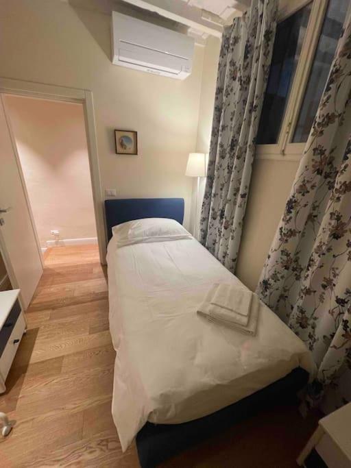 Cozy Santa Maria Novella Uffizi Duomo 2beds-2baths