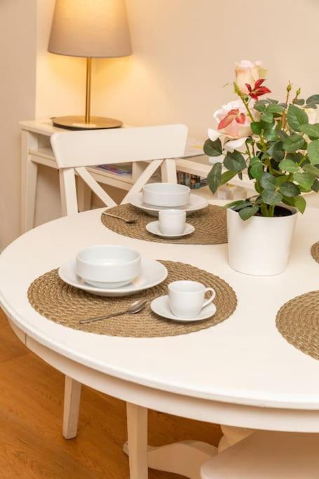 Cozy Santa Maria Novella Uffizi Duomo 2beds-2baths