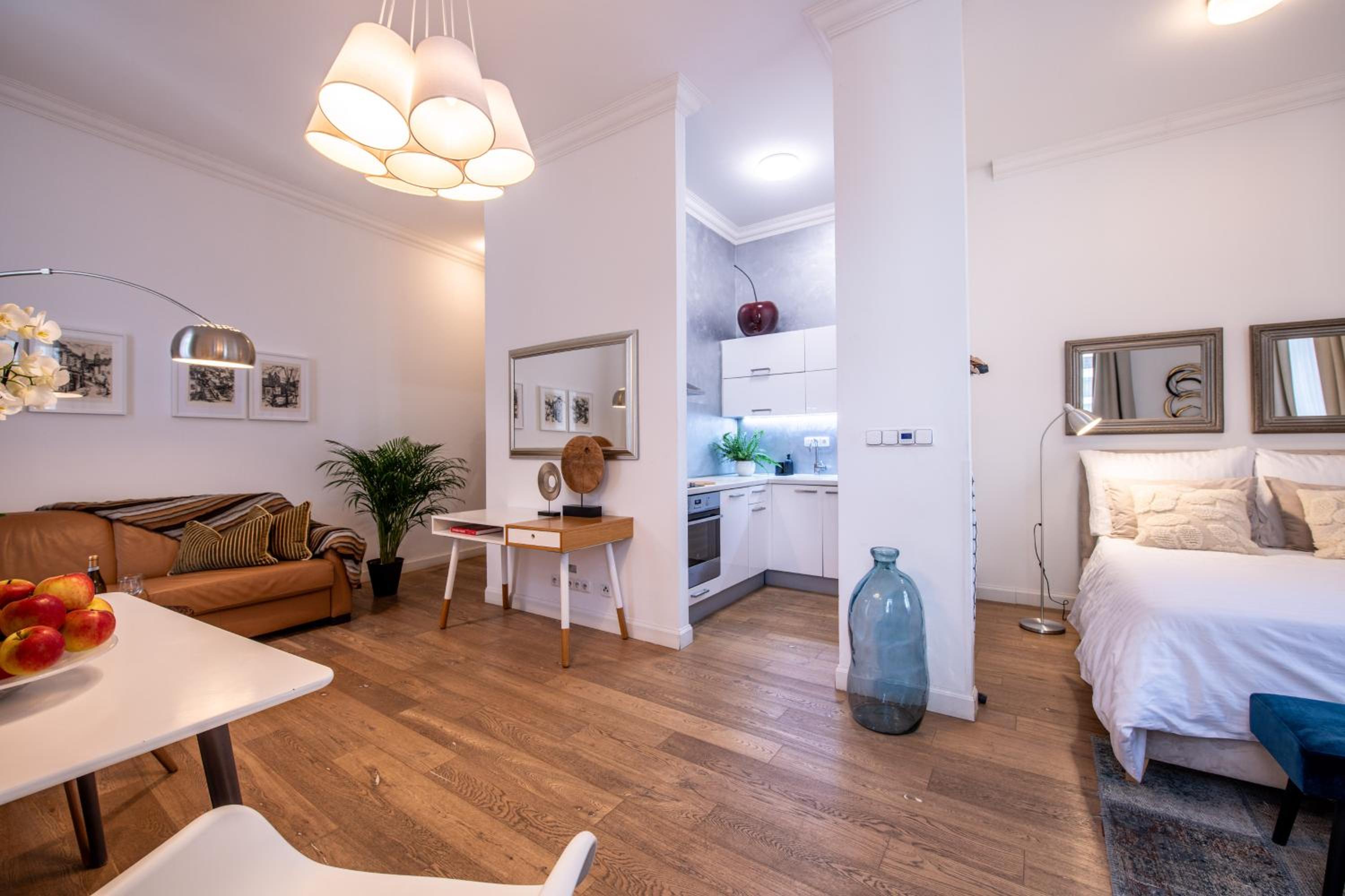 Modern Downtown APT - renovated, on ideal location