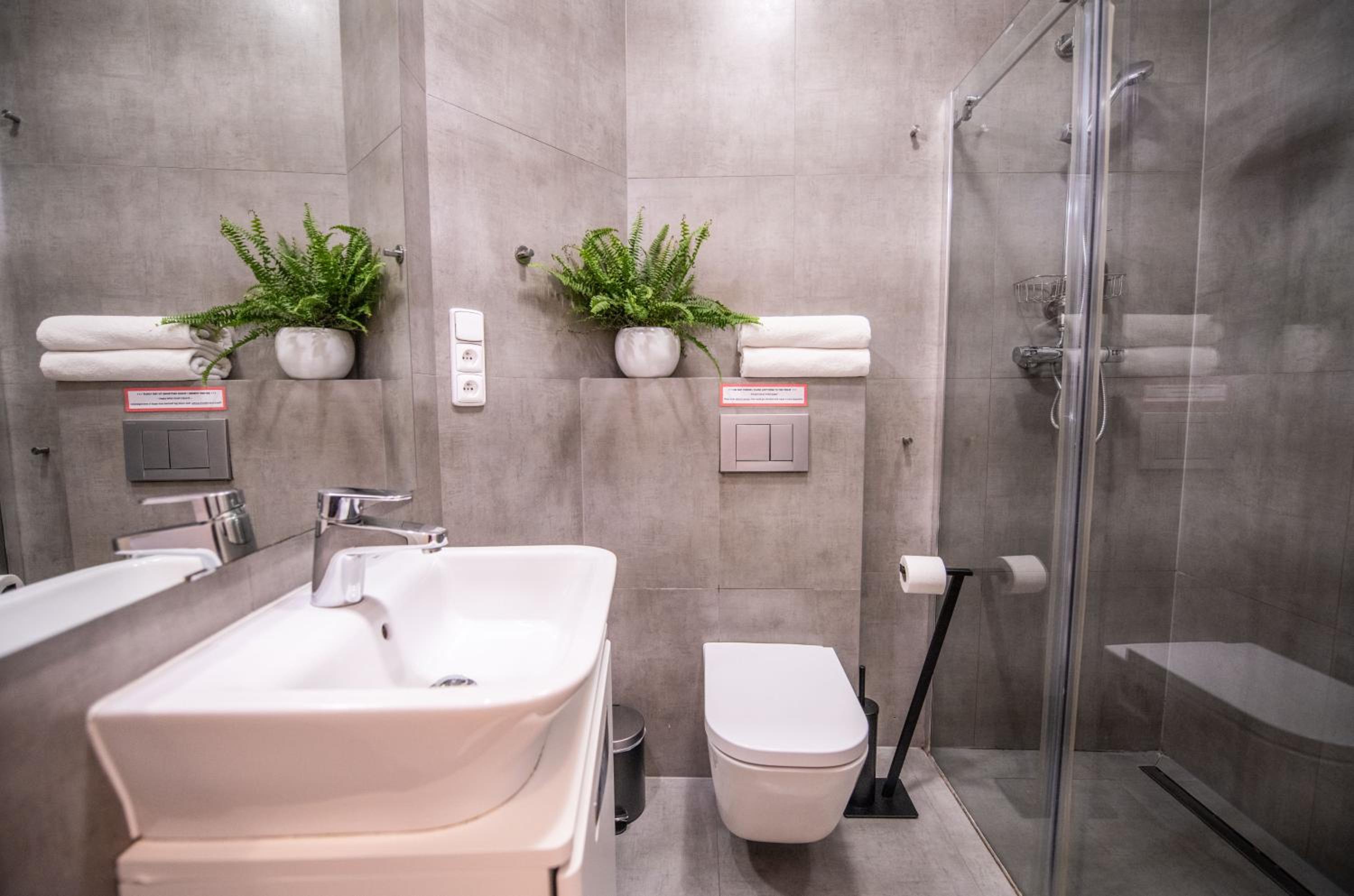 Modern Downtown APT - renovated, on ideal location