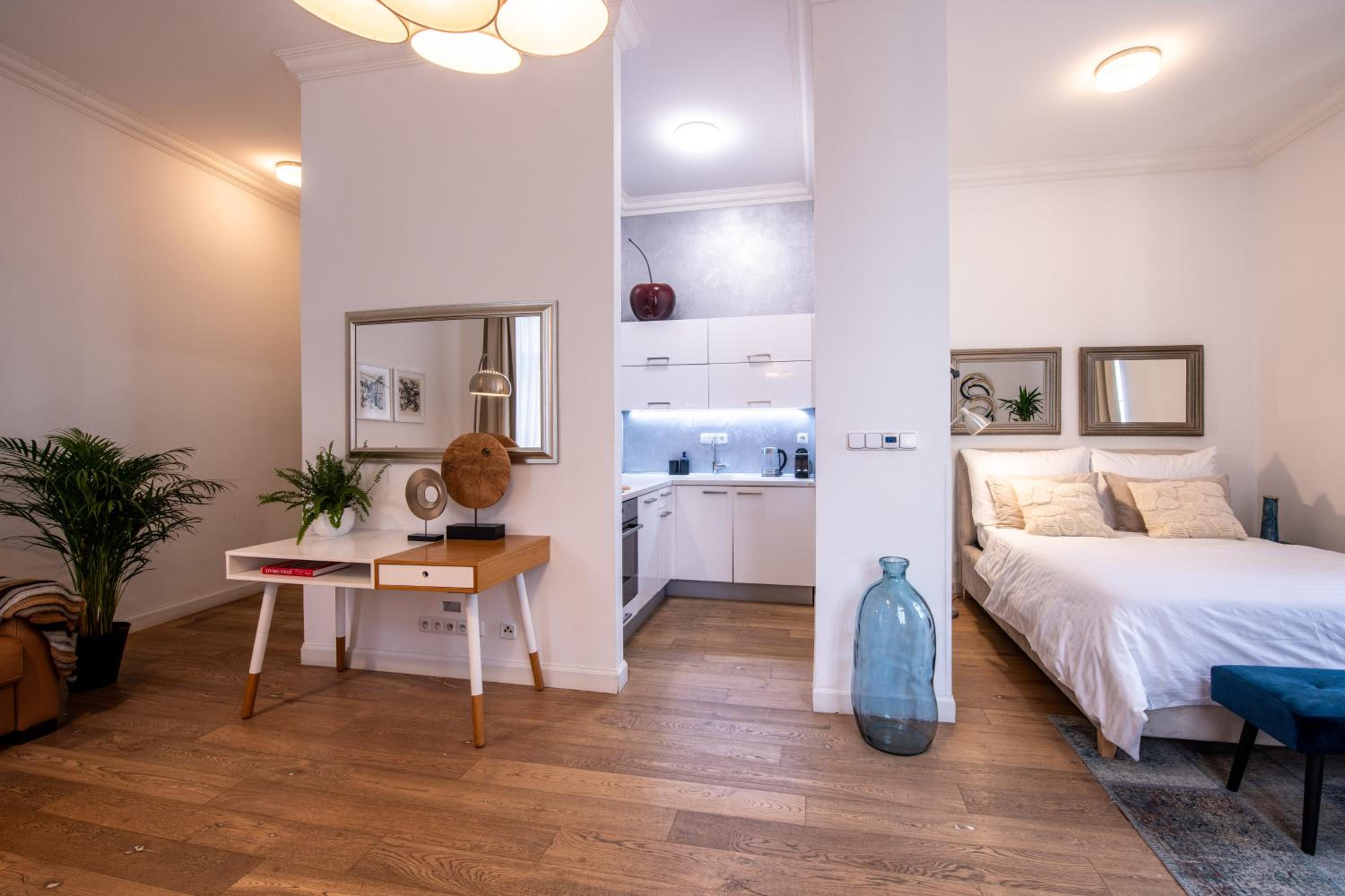 Modern Downtown APT - renovated, on ideal location