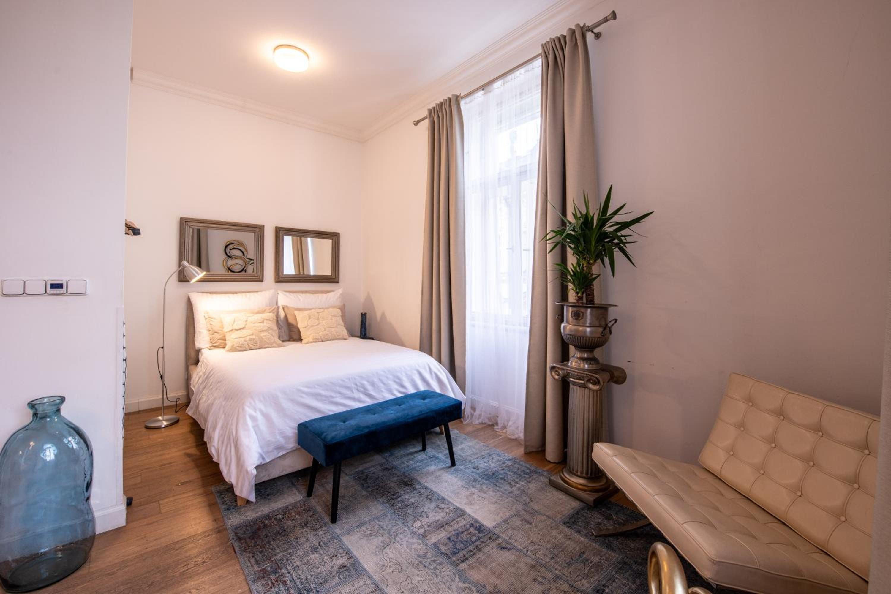 Modern Downtown APT - renovated, on ideal location