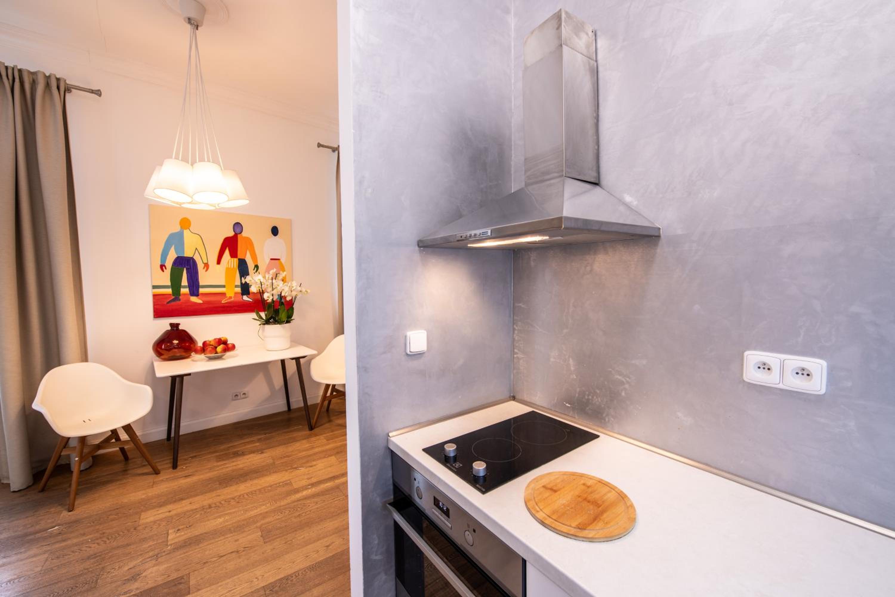 Modern Downtown APT - renovated, on ideal location