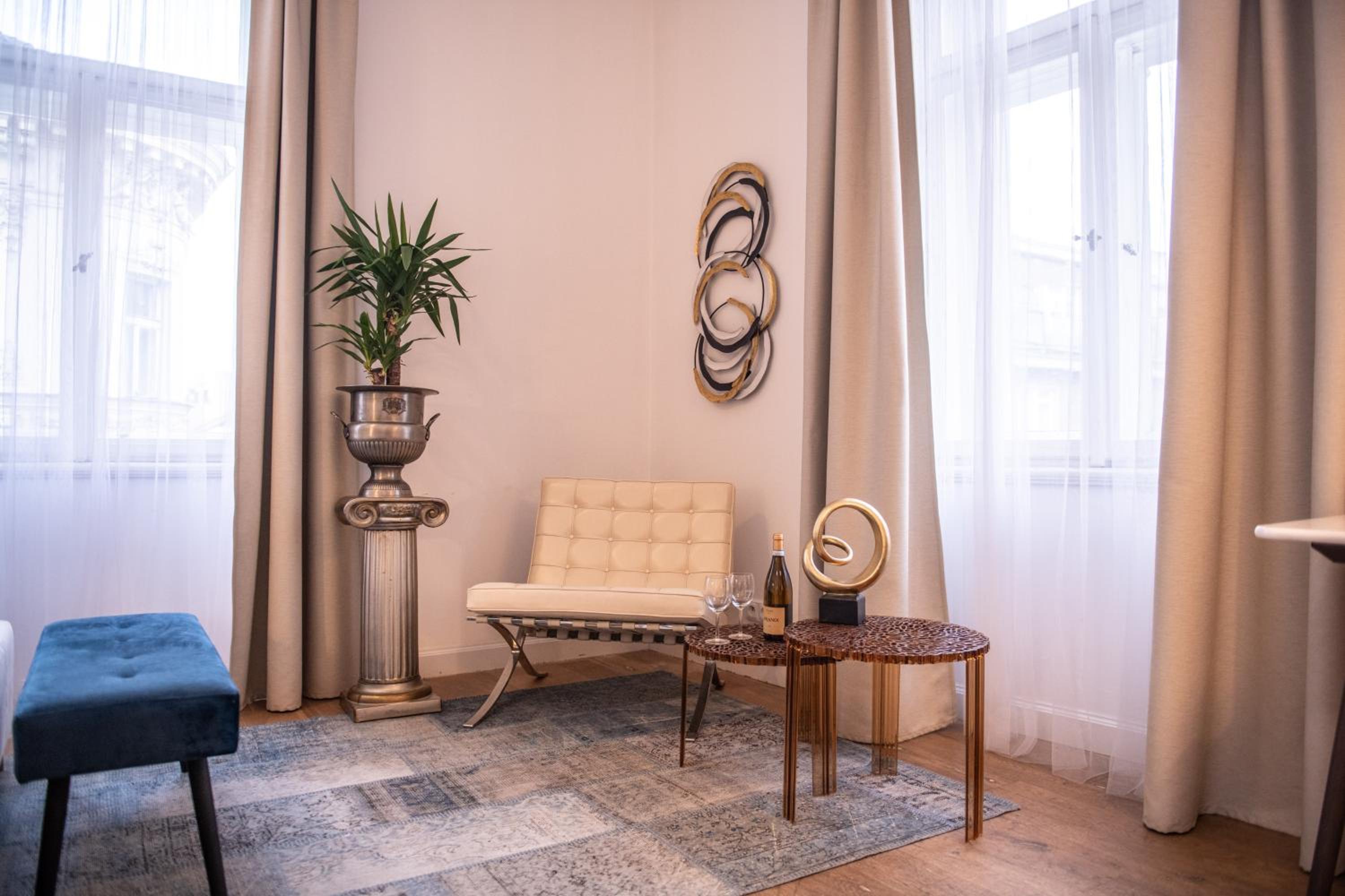 Modern Downtown APT - renovated, on ideal location