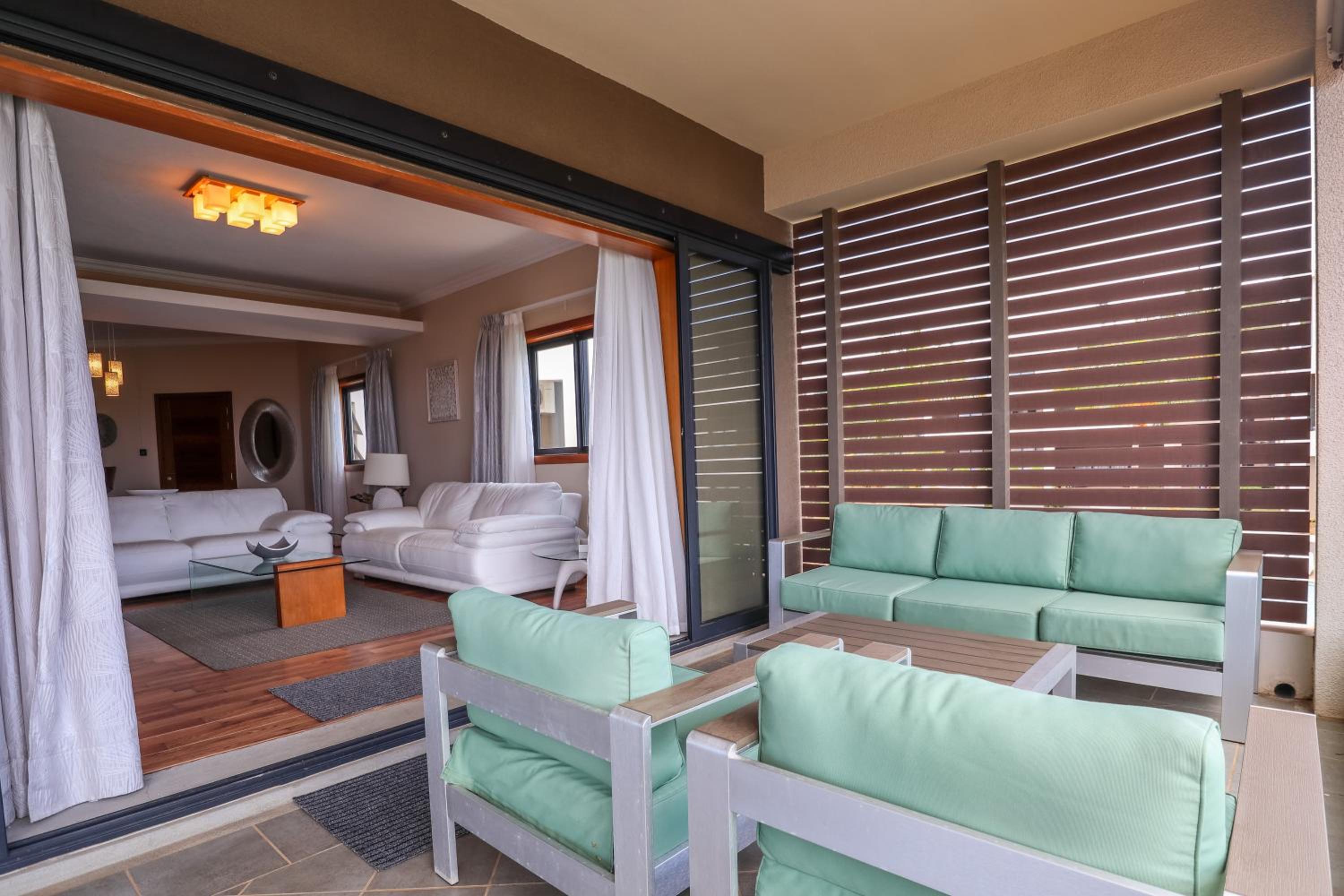 Flic en flac oceanfront luxury holiday residences view 5