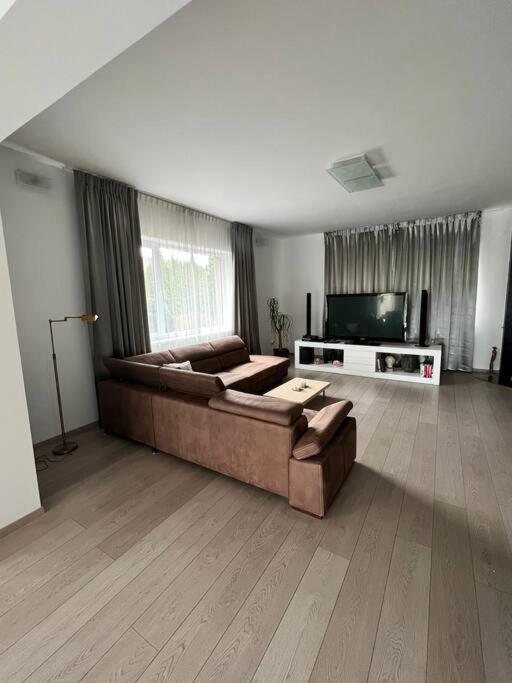 Great spacious villa near Prague