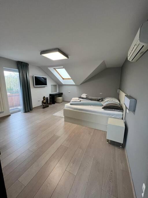 Great spacious villa near Prague