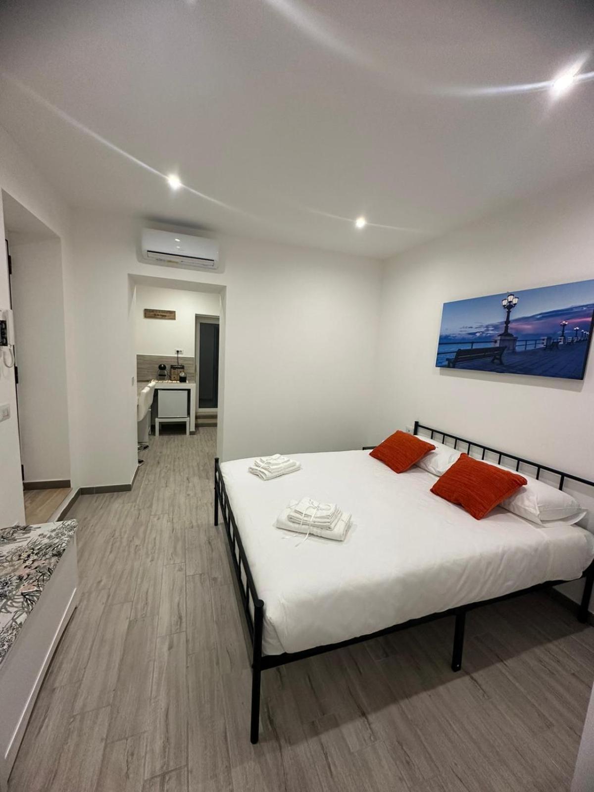 BARI VALONA ROOMS view 4