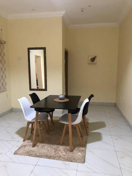Furnished 2bedroom Apt in Wuye