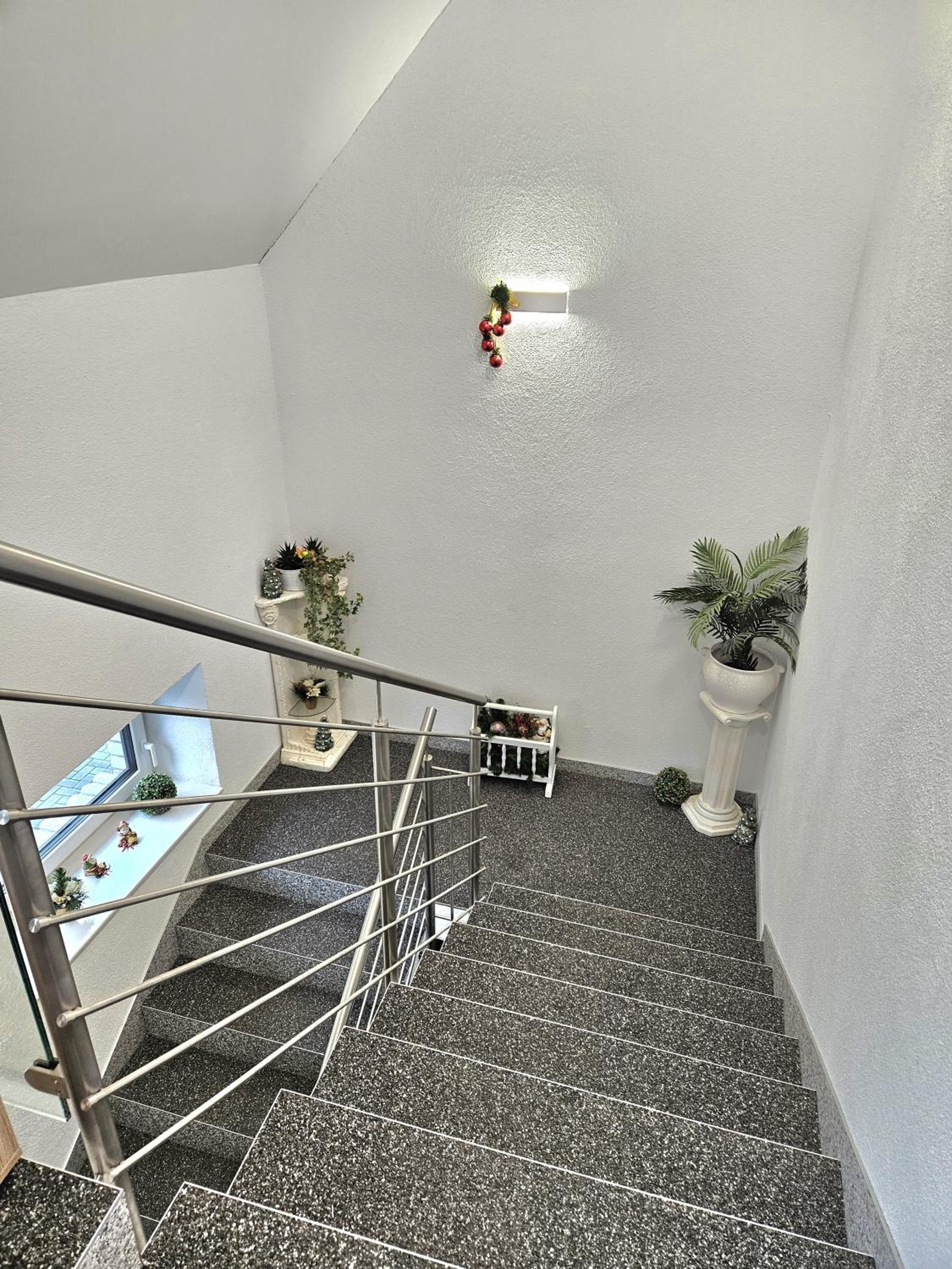 Schneider Apartments