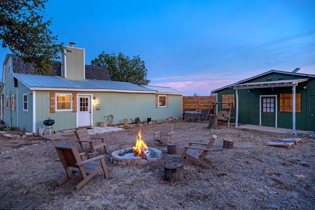 Das Grun Haus With Private Hot Tub view 3
