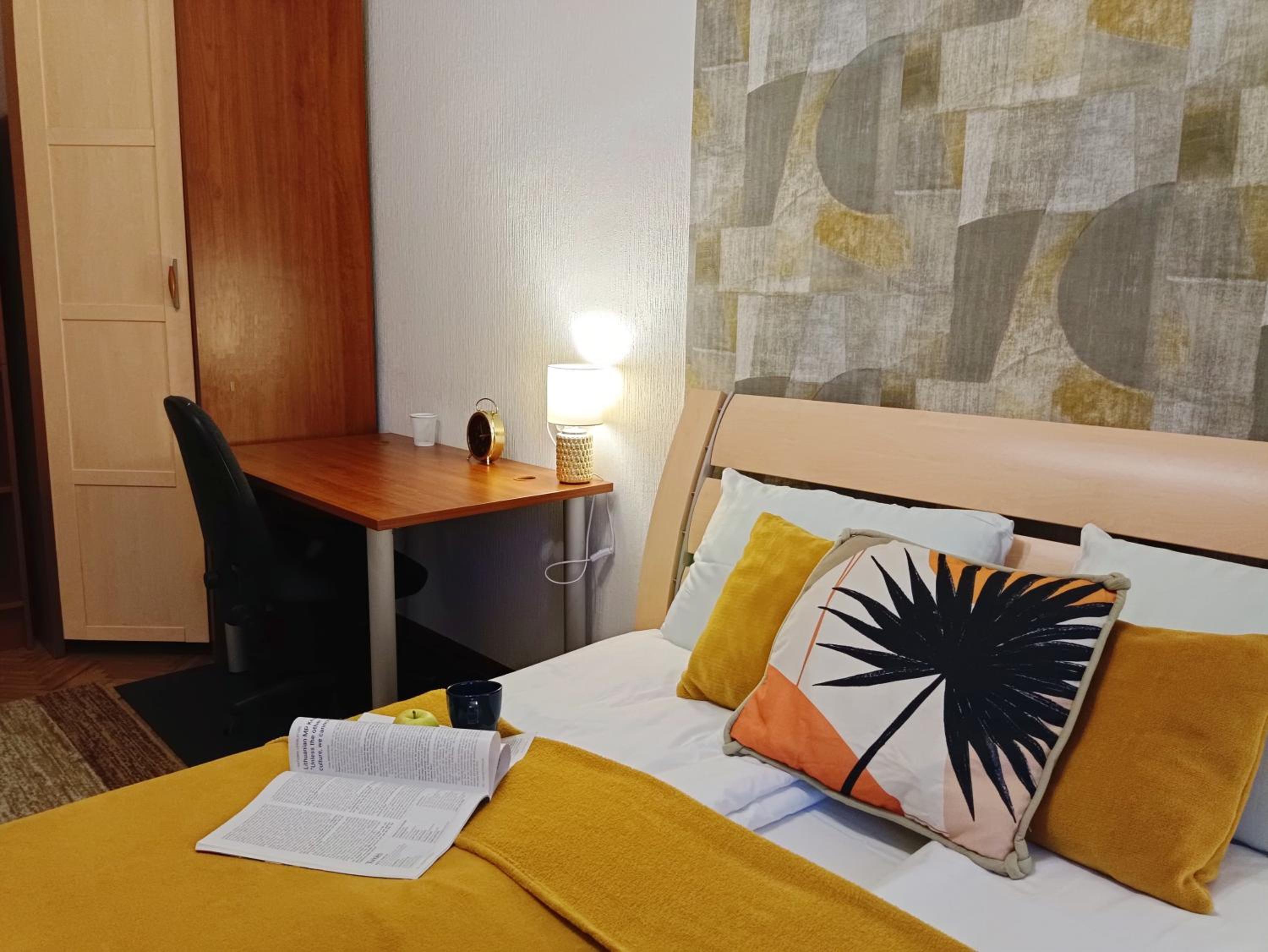 Ideally located Two bedrooms Apartment - Family&Friends City Stay