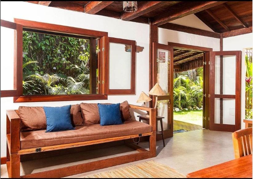 Casa Bora Lá