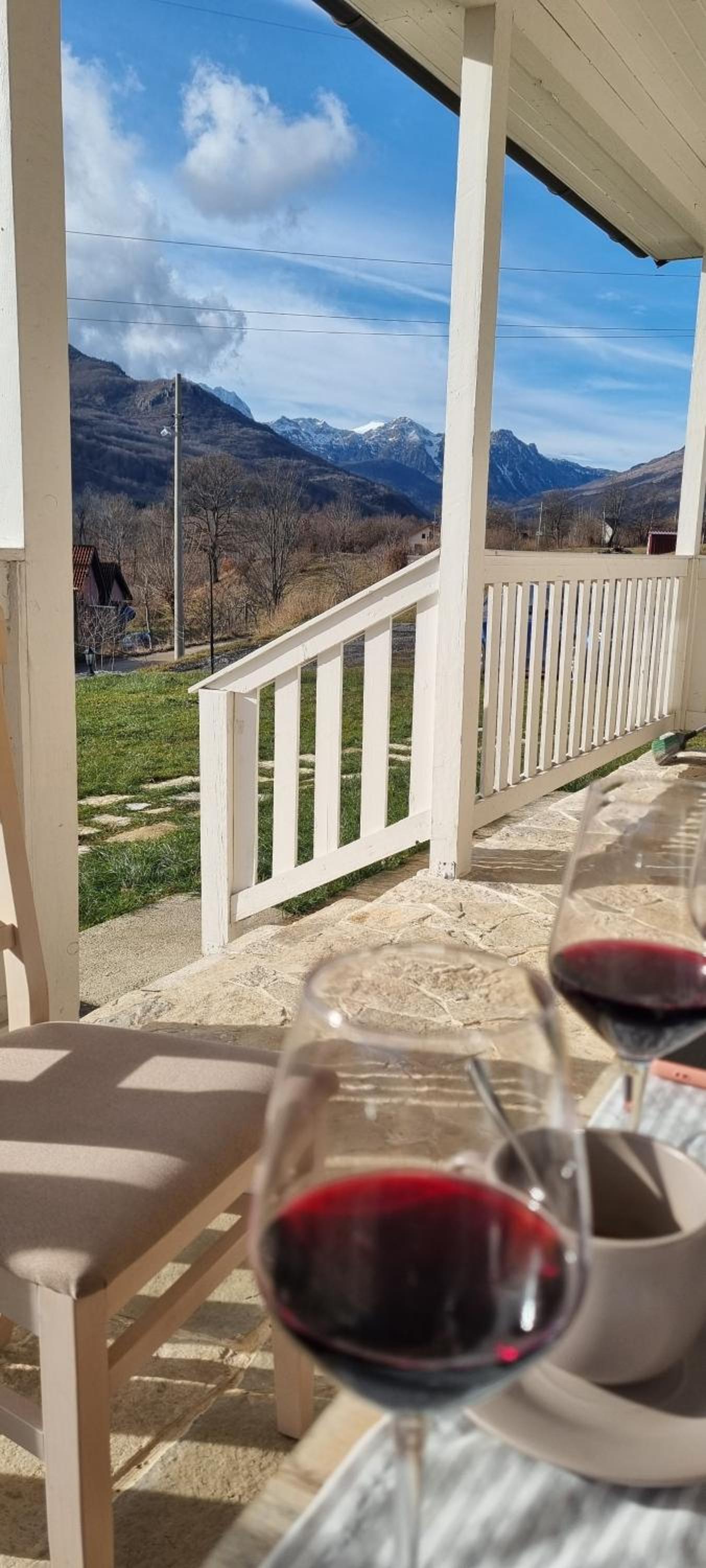 Snow White Chalet- Mountain Retreat in Kolašin view 4