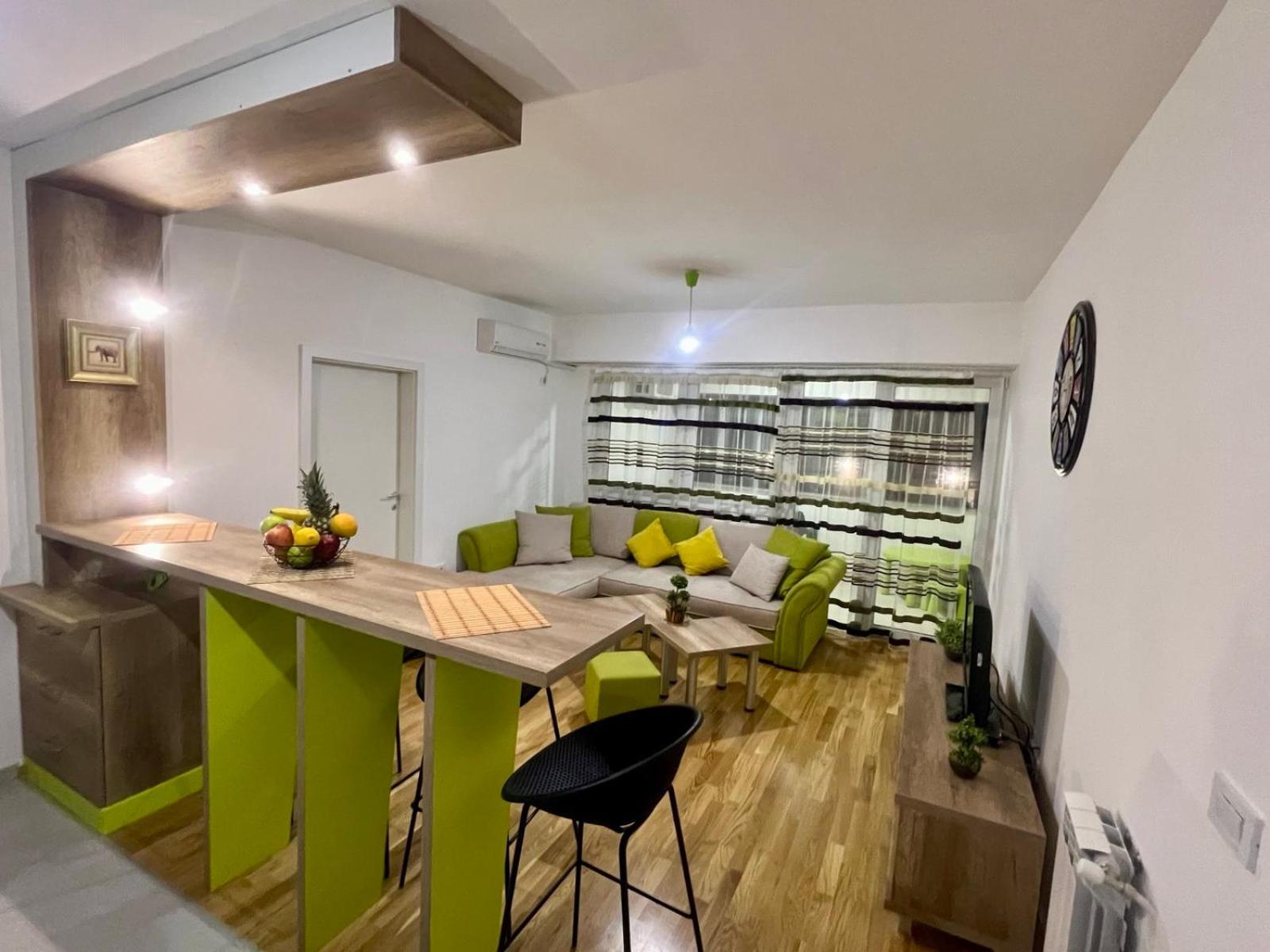 Green Apartment