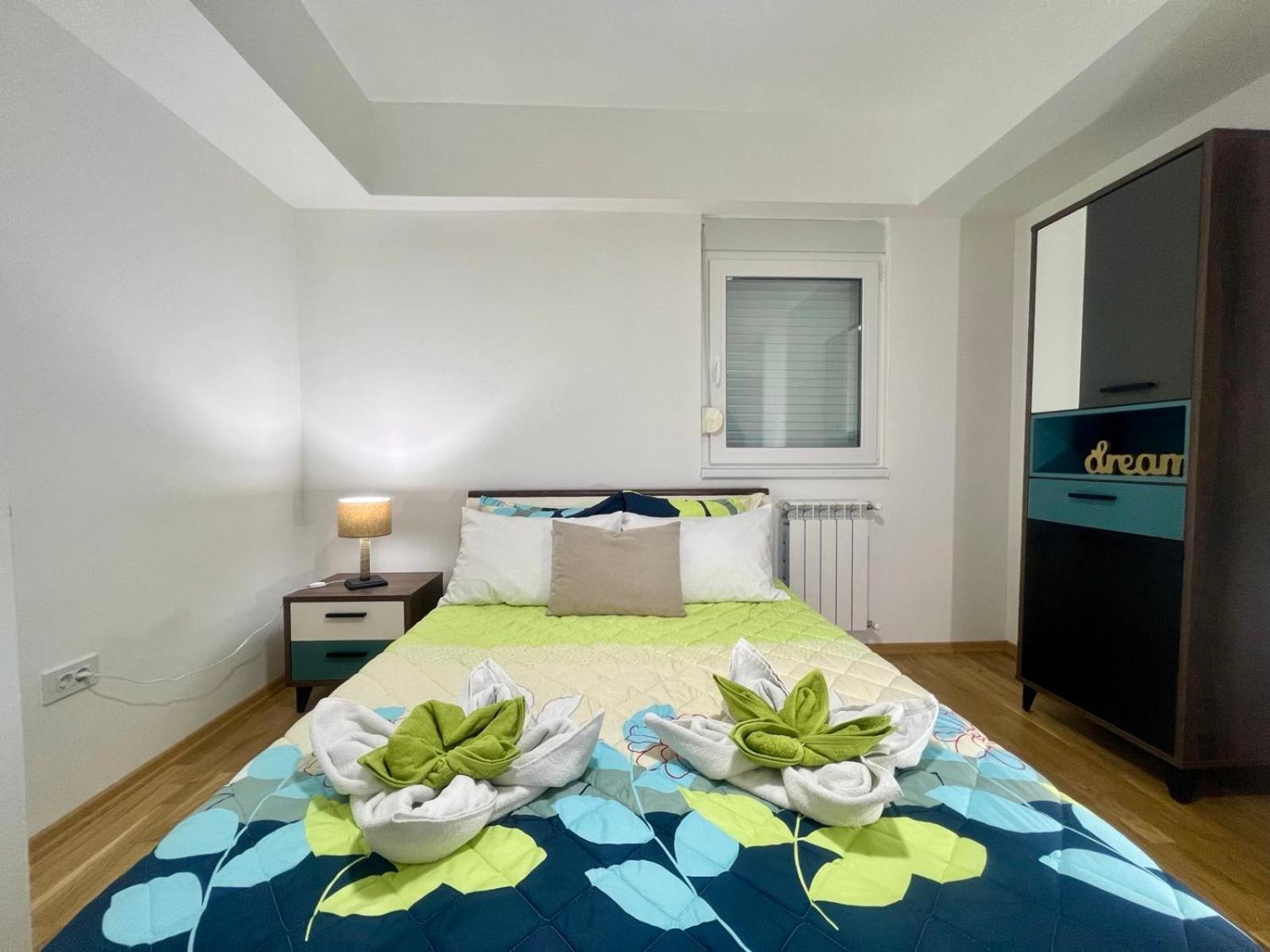Green Apartment