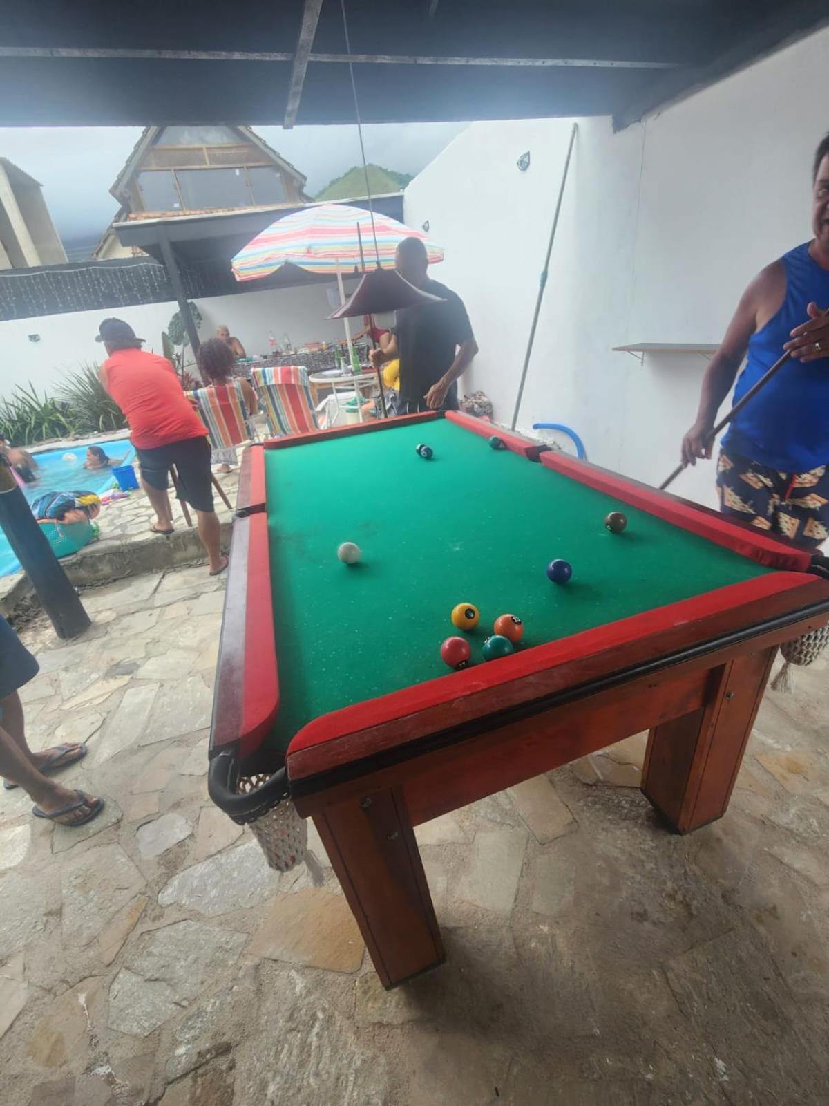 Praia Piscina Bilhar Churrasqueira