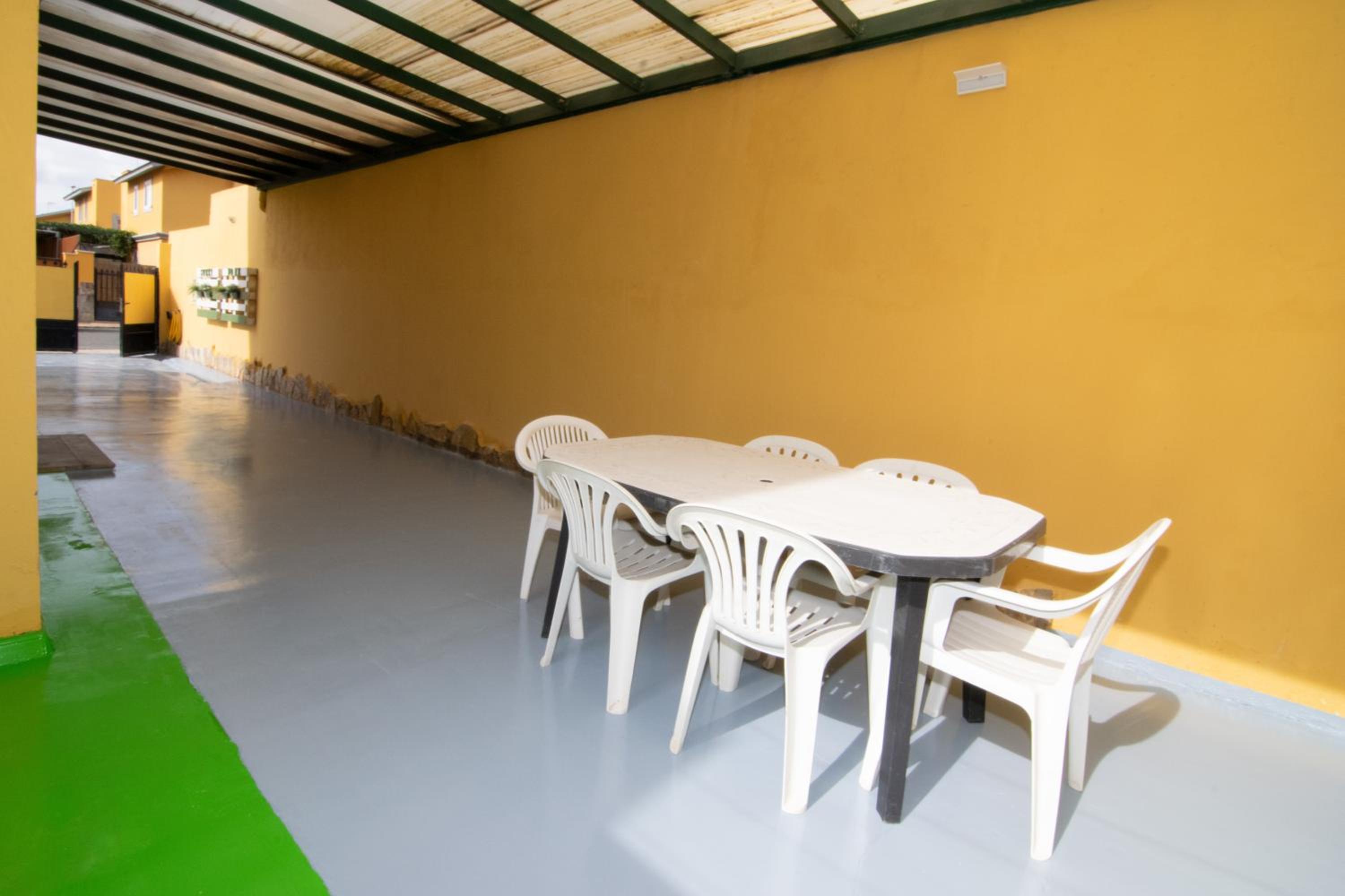 The Safe Point Residential Castillo view 5