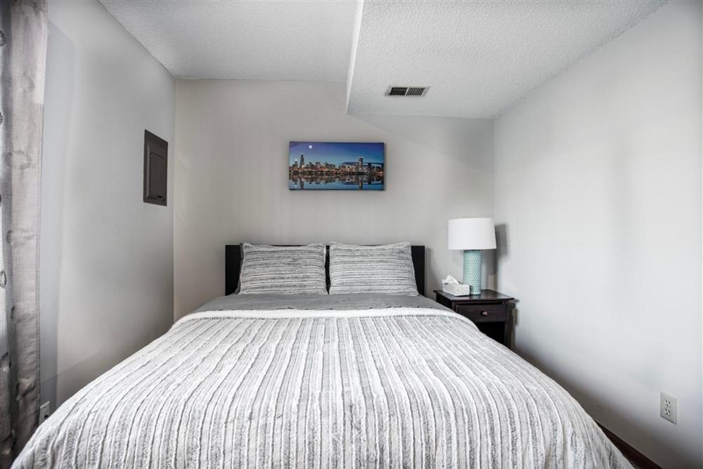 Beautiful and Cozy Olathe Home. - Property Image 7
