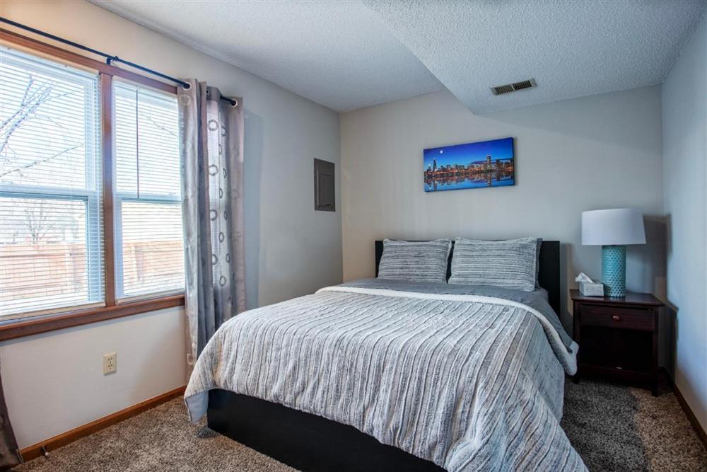 Beautiful and Cozy Olathe Home. - Property Image 42