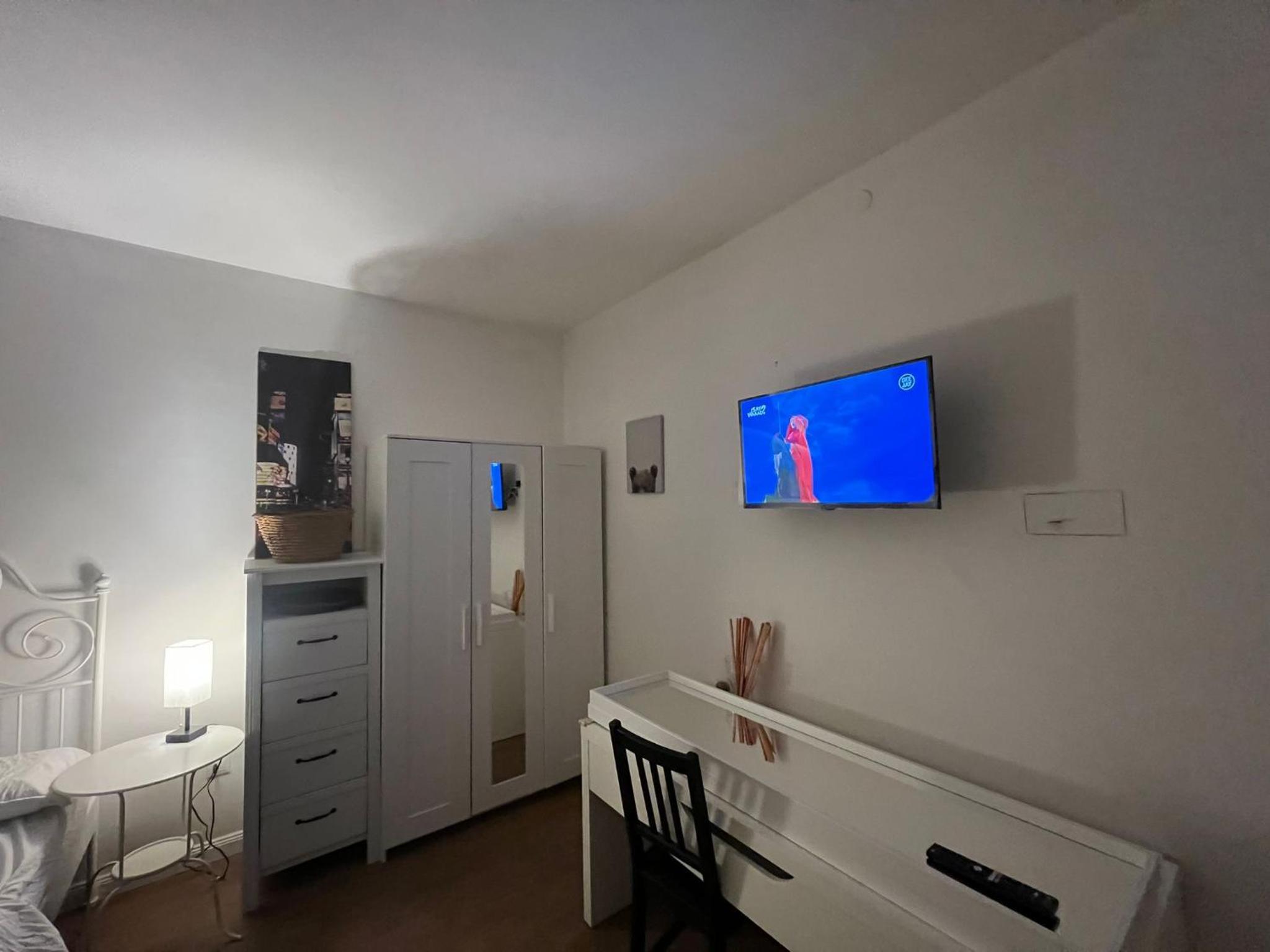 Loft con Terrazzo a Pescara - Mare a 900m view 5
