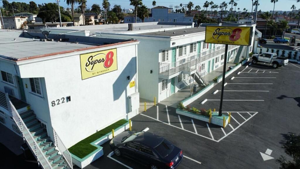 Super 8 by Wyndham Oceanside Downtown - Property Image 1