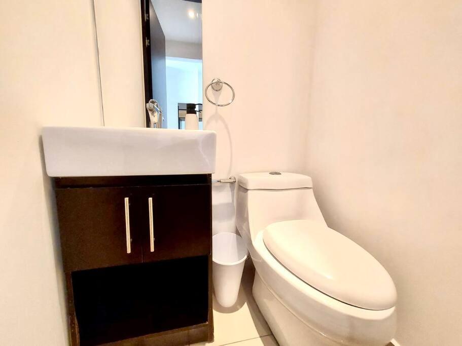 Condo Tranquilo, Cómodo y Moderno en Santa Ana
