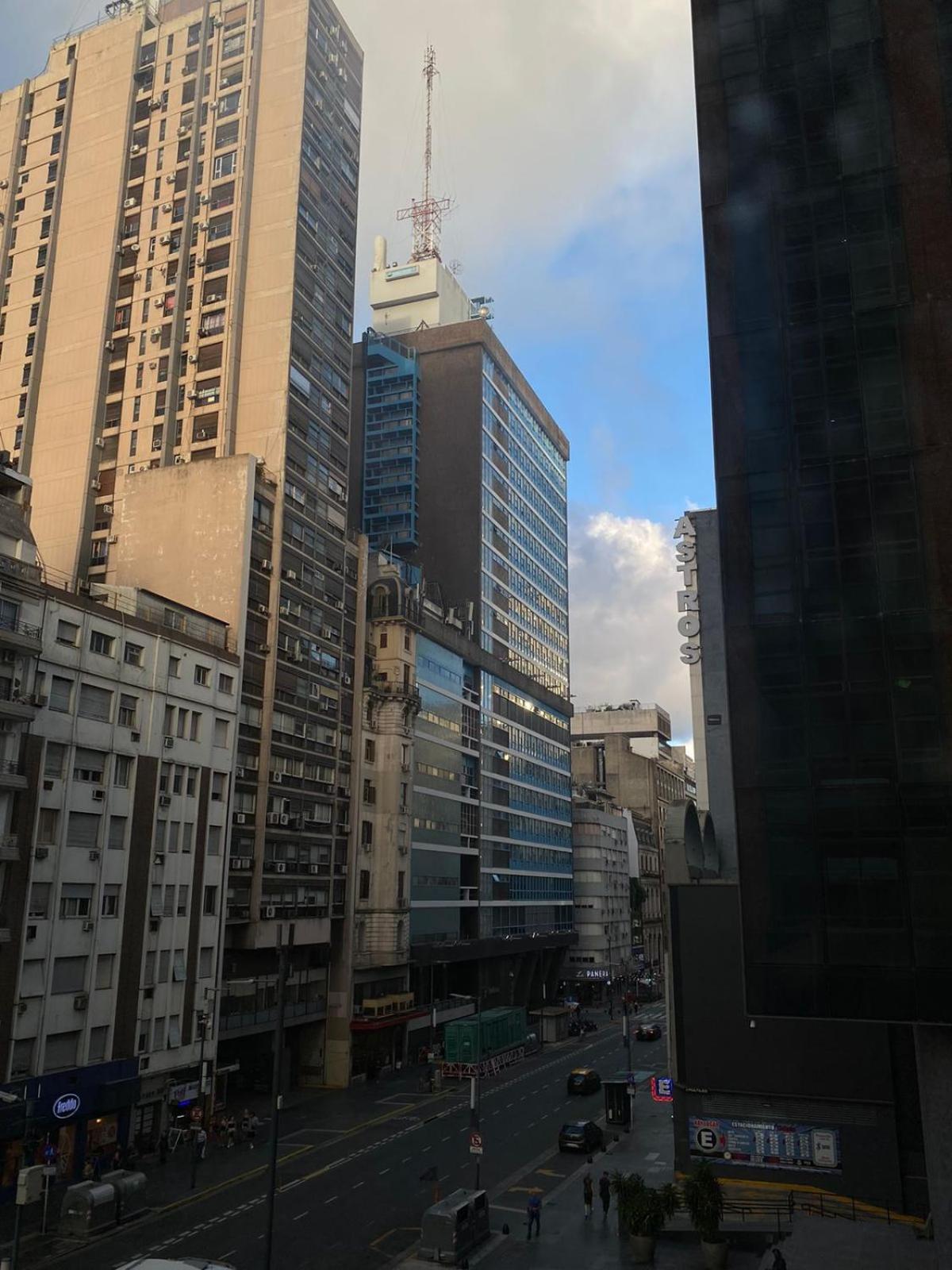 Torre Corrientes y Esmeralda
