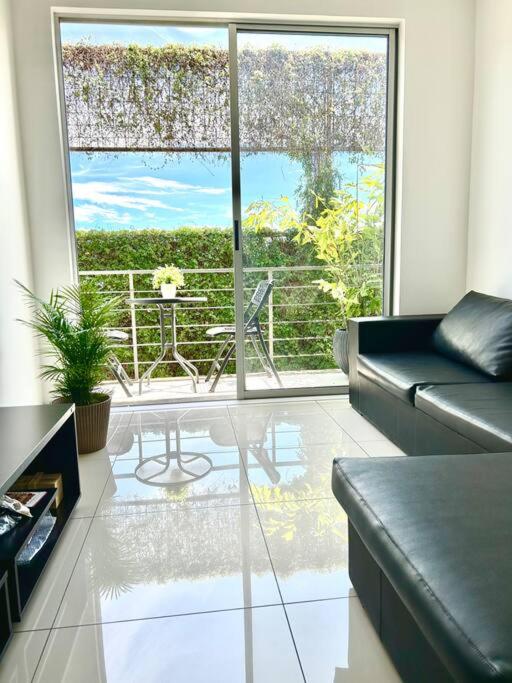 Condo Tranquilo, Cómodo y Moderno en Santa Ana