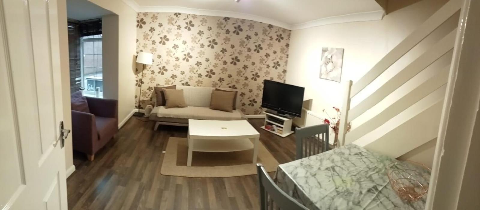 Kempston Cosy Lodge