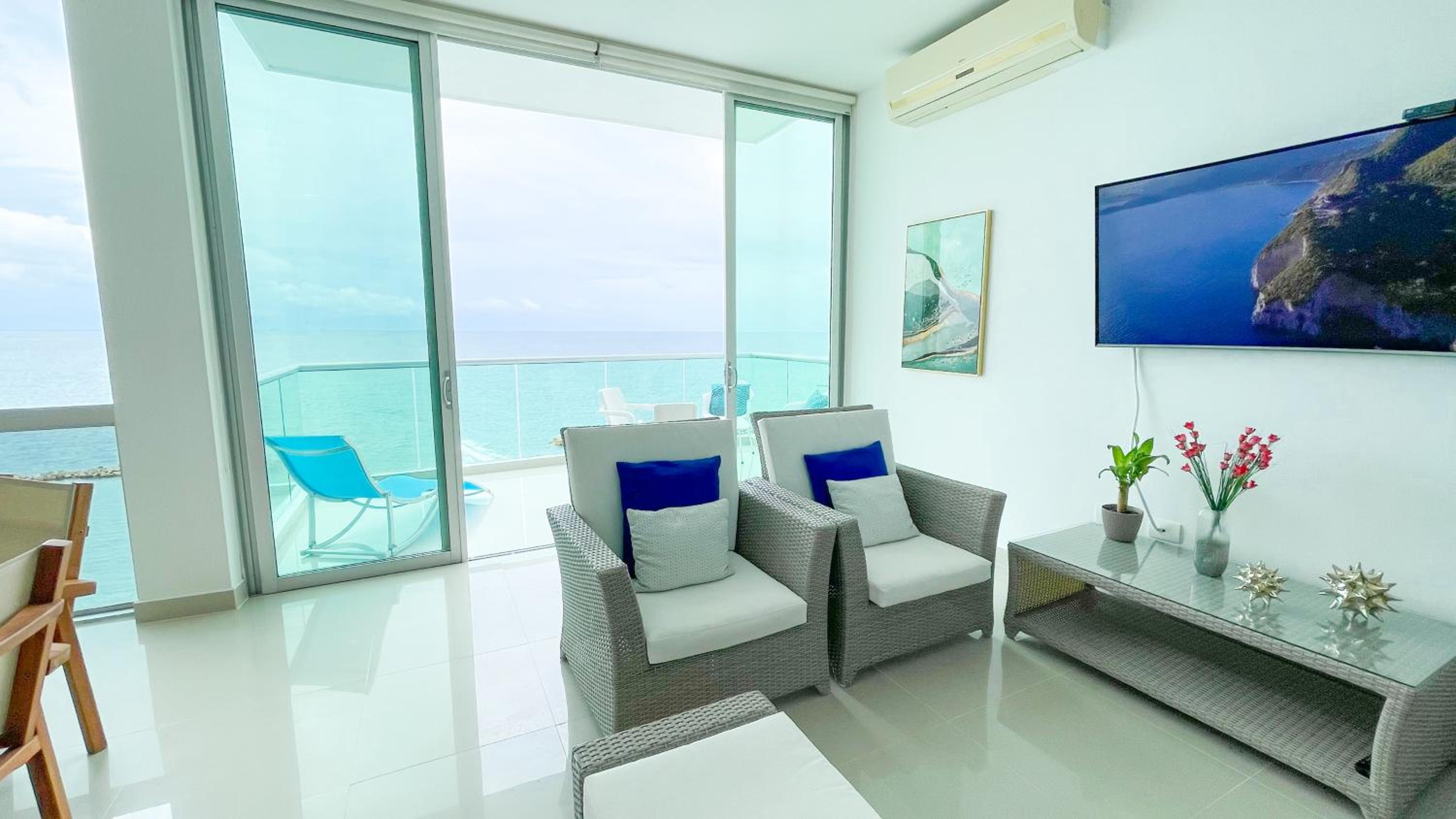 Magico Apartamento Frente al Mar 3 Habitaciones BM81