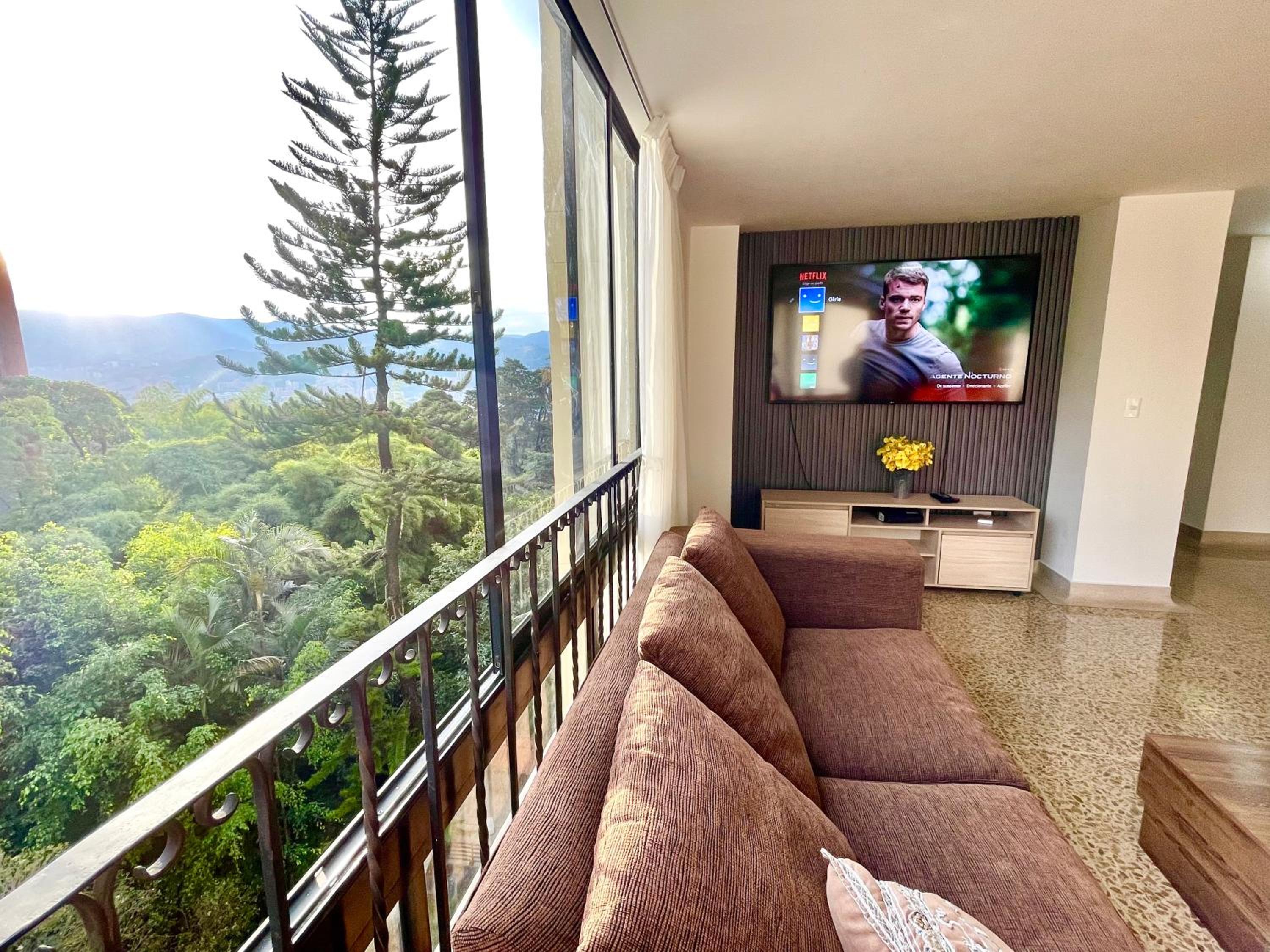 Lujoso, cómodo y amplio, mejor barrio Medellín