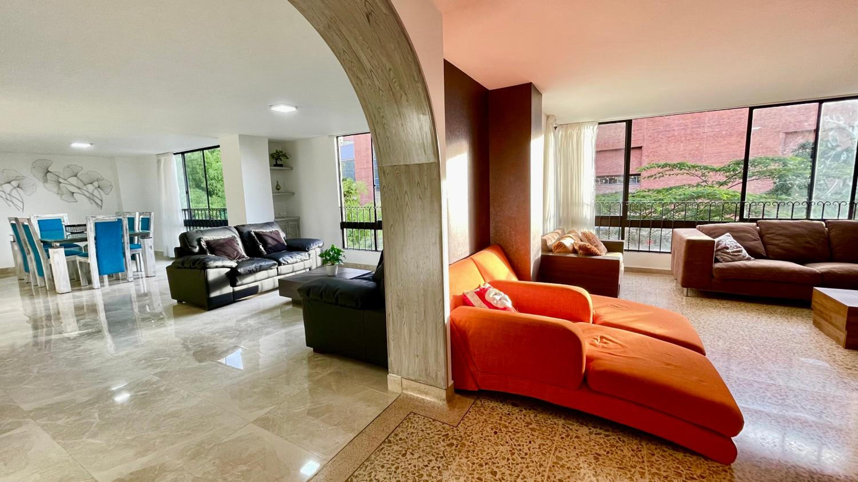 Lujoso, cómodo y amplio, mejor barrio Medellín