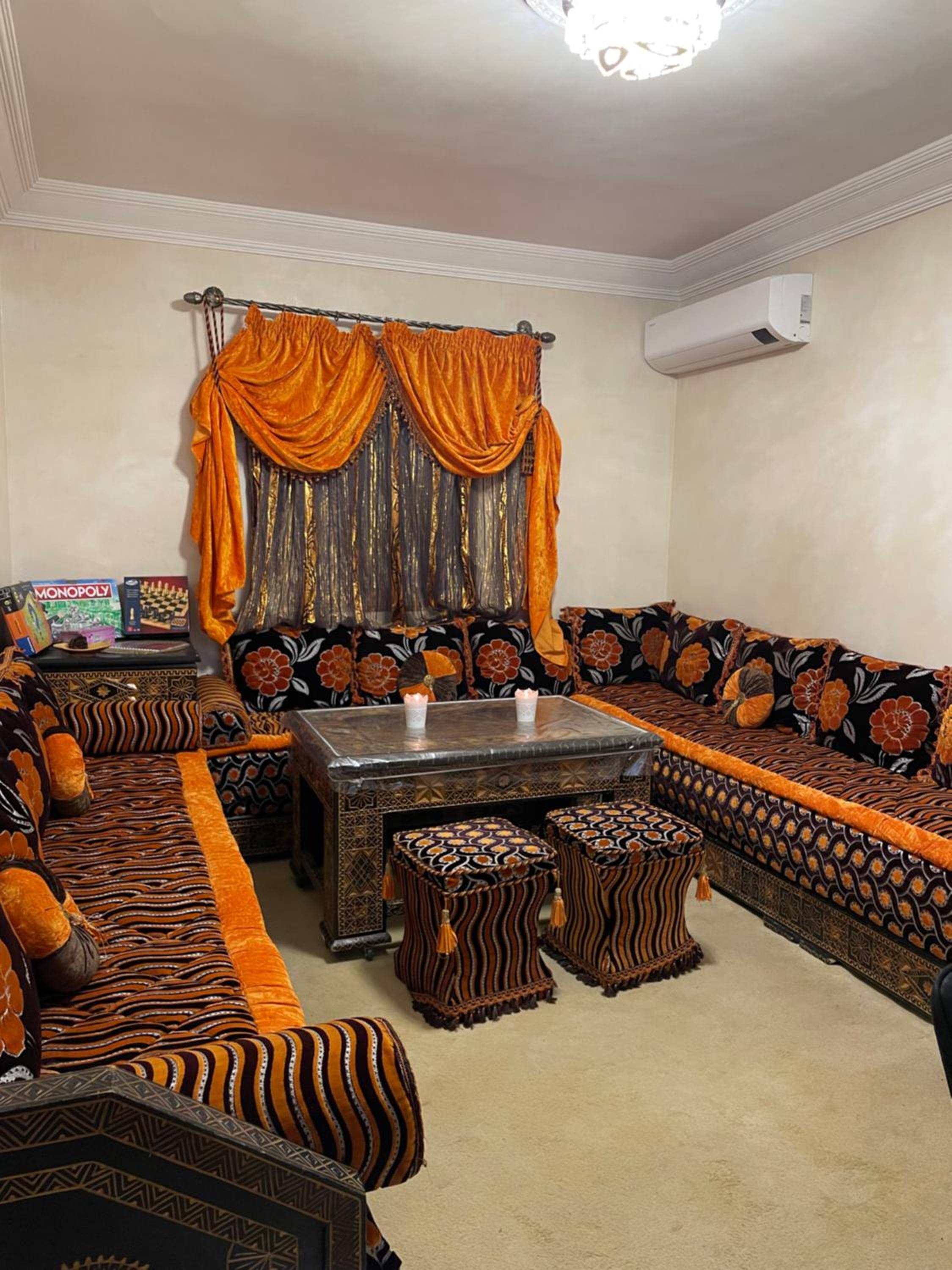 lounge