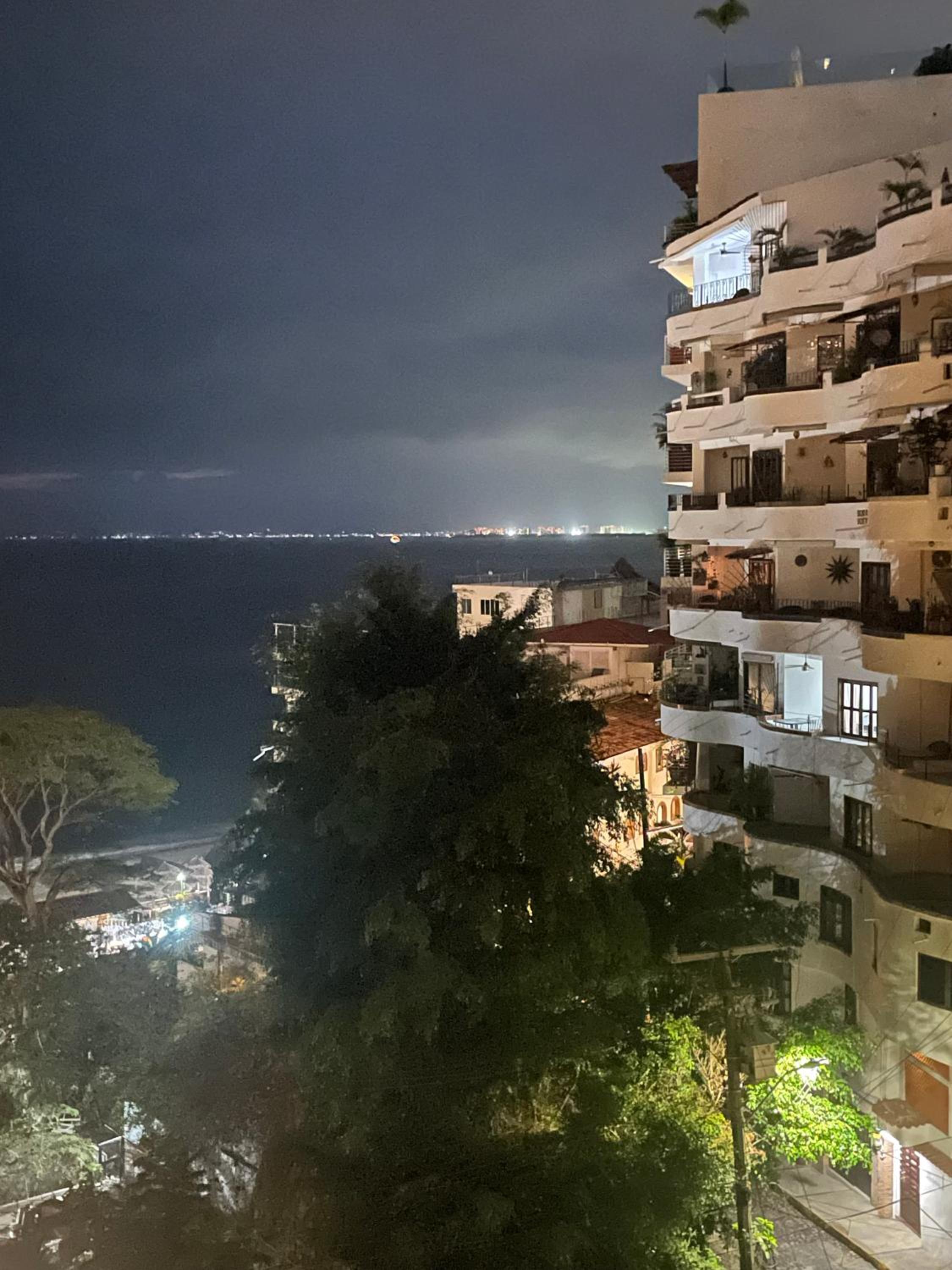 Casa Carmen Zona Romantica, 2BD, 3 bath condo