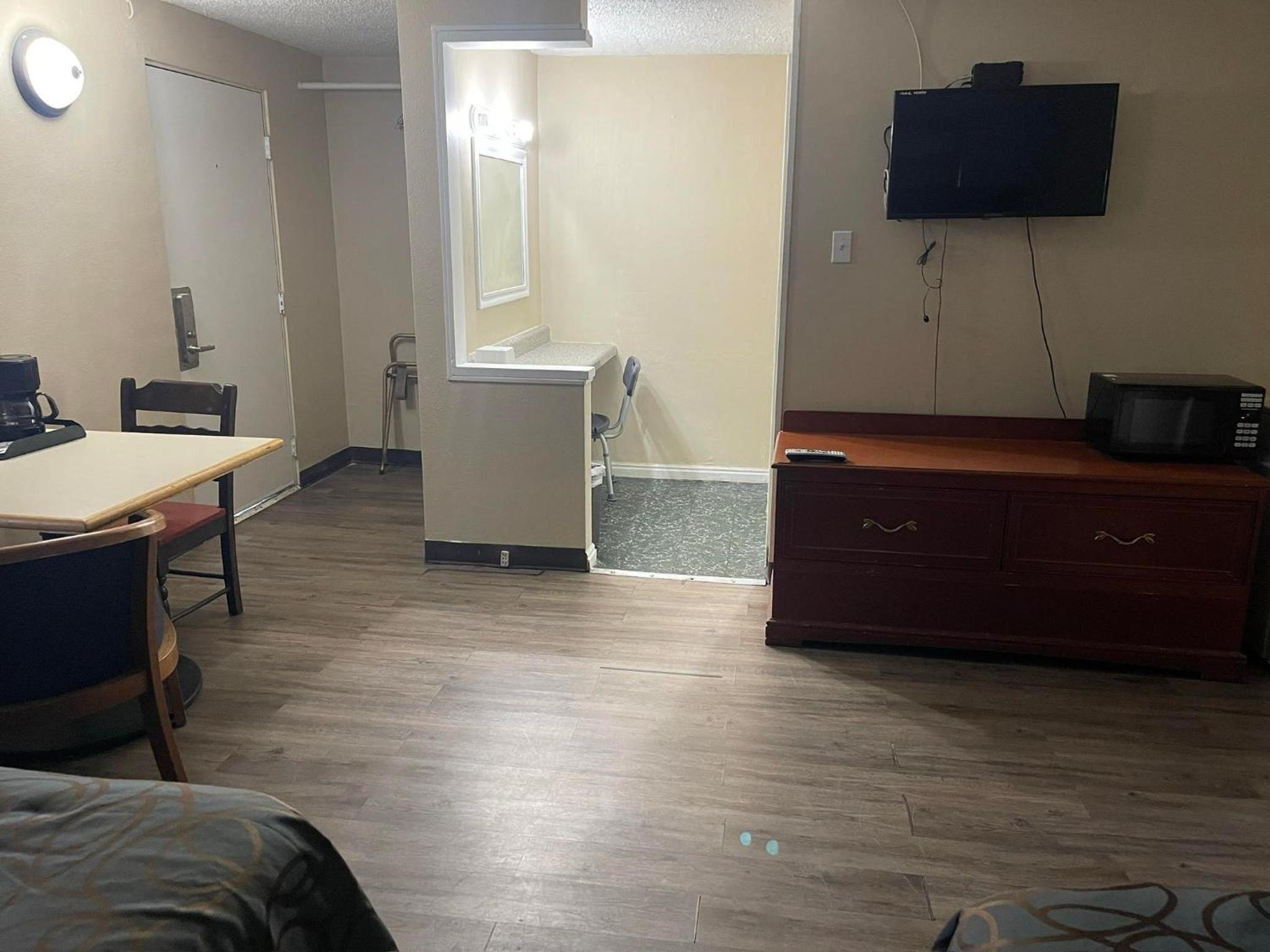 Safari Motel