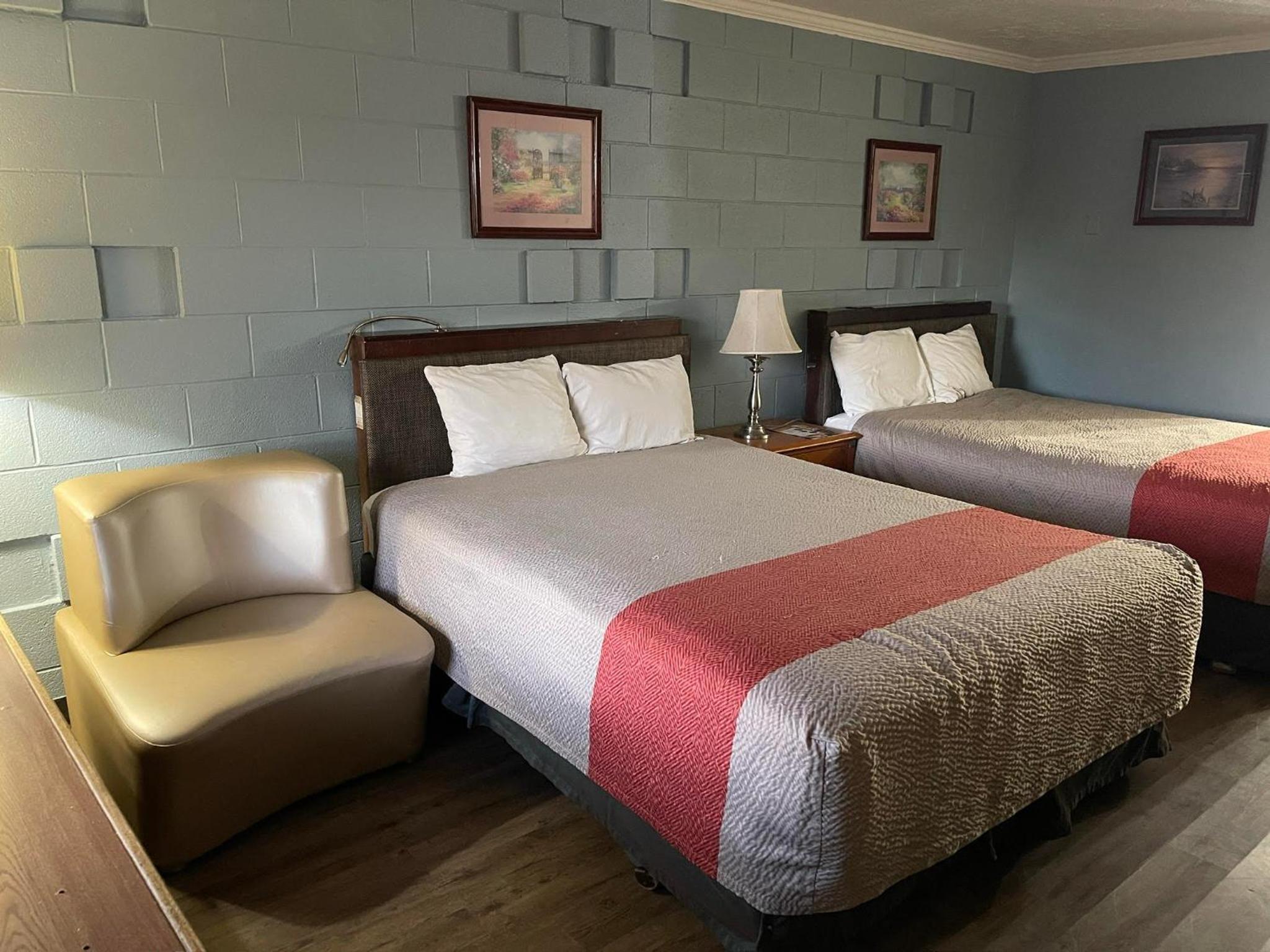 Safari Motel
