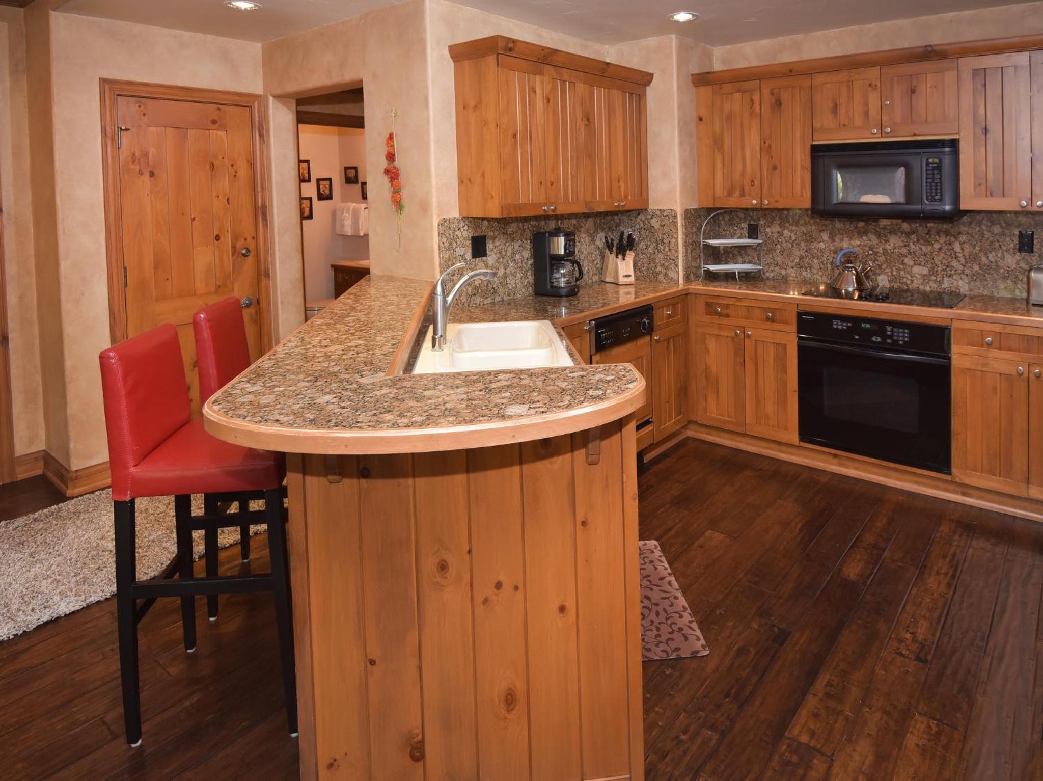 Elkhorn Lodge - Property Image 56