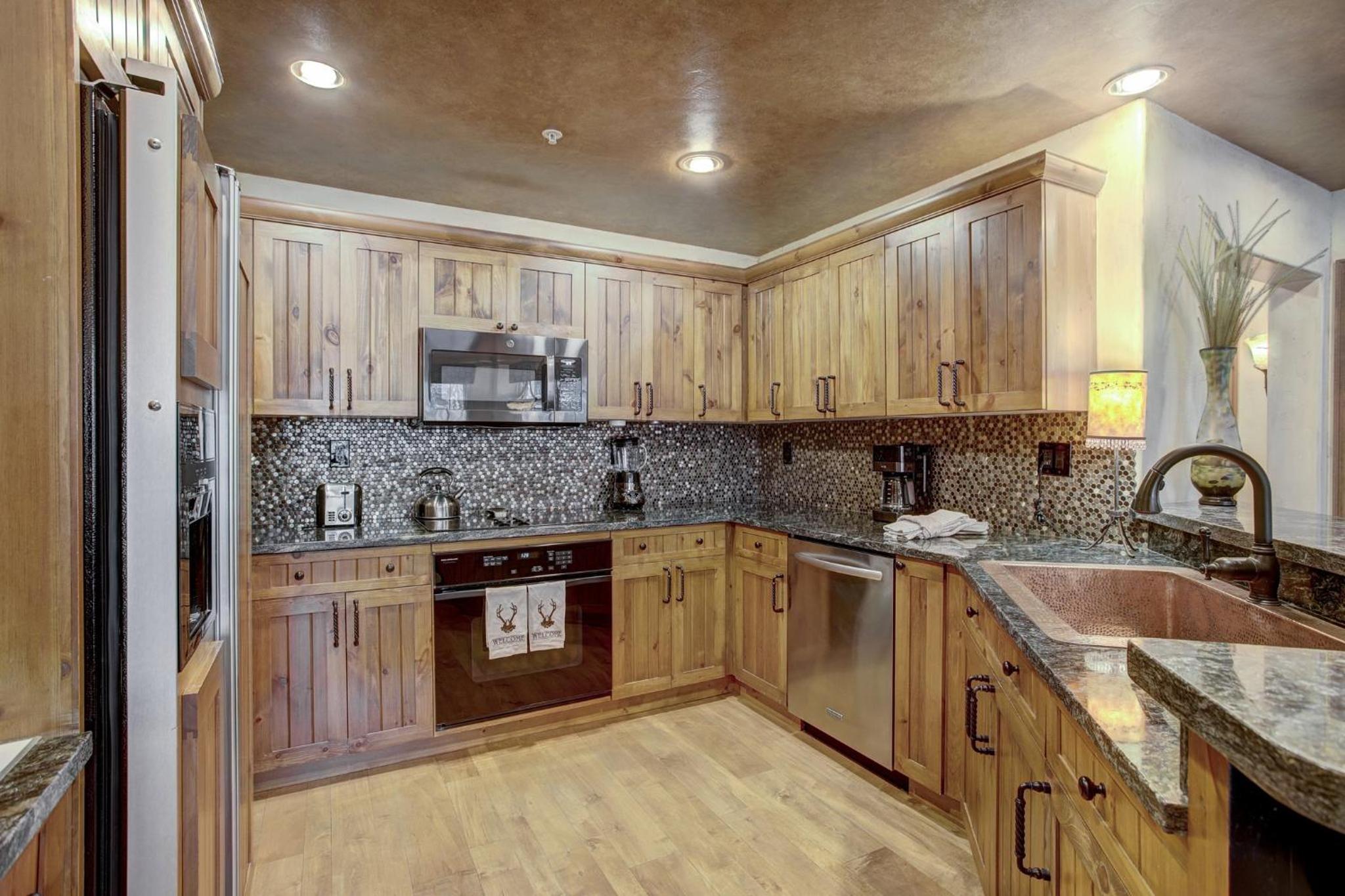 Elkhorn Lodge - Property Image 57