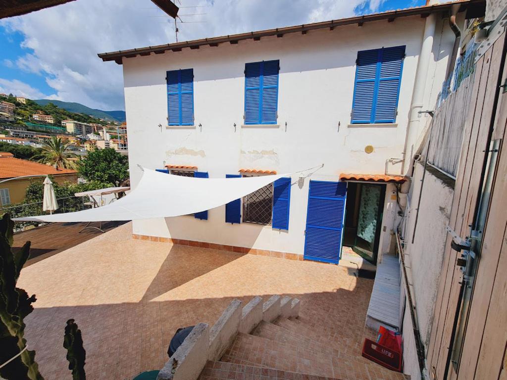 Villetta Fioregreco - free parking - Large outdoor space