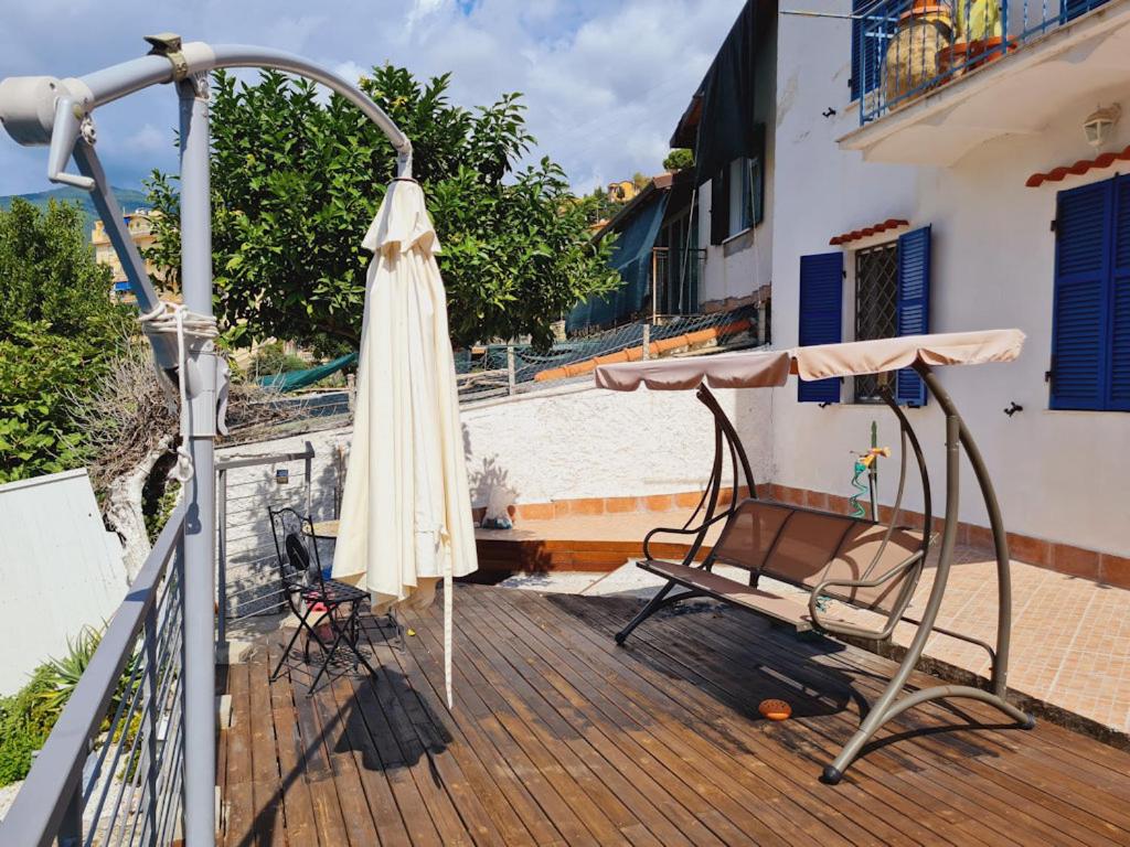 Villetta Fioregreco - free parking - Large outdoor space