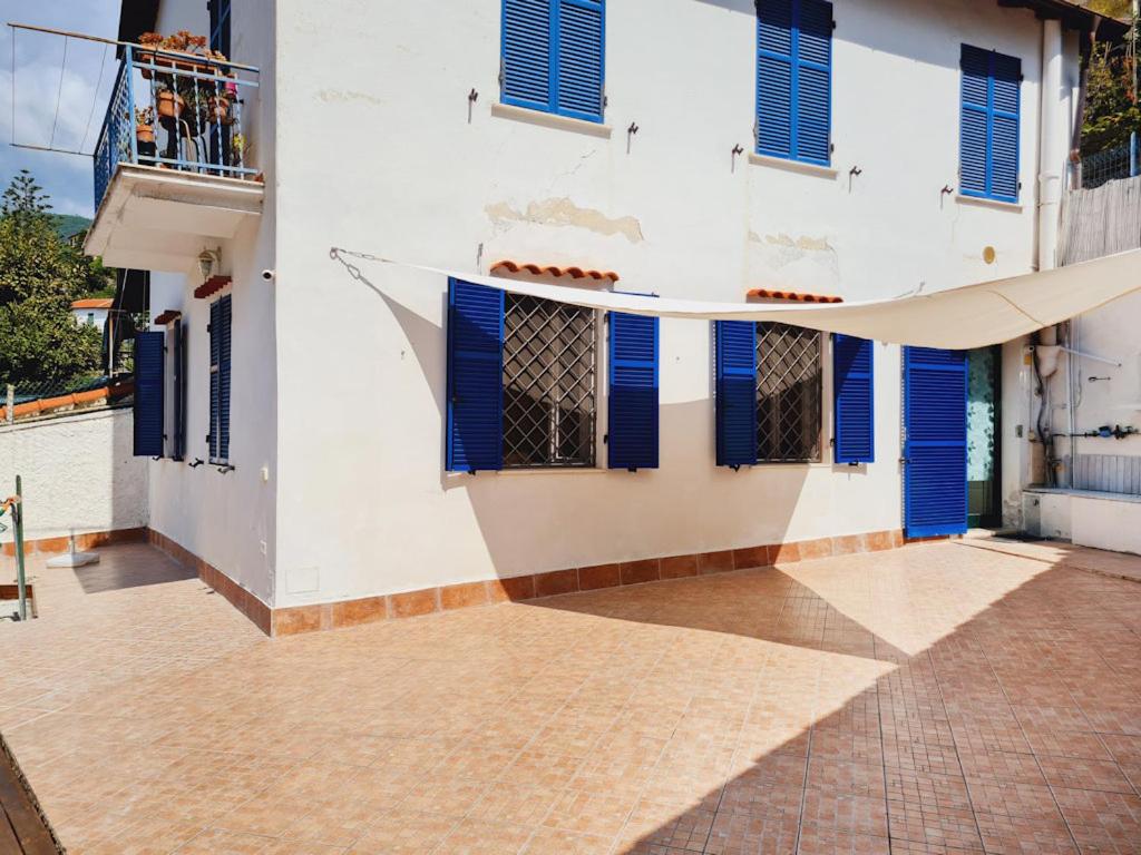 Villetta Fioregreco - free parking - Large outdoor space
