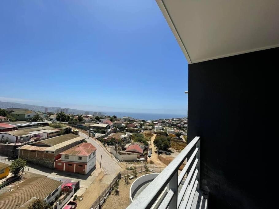 Vista a bahía Valparaíso