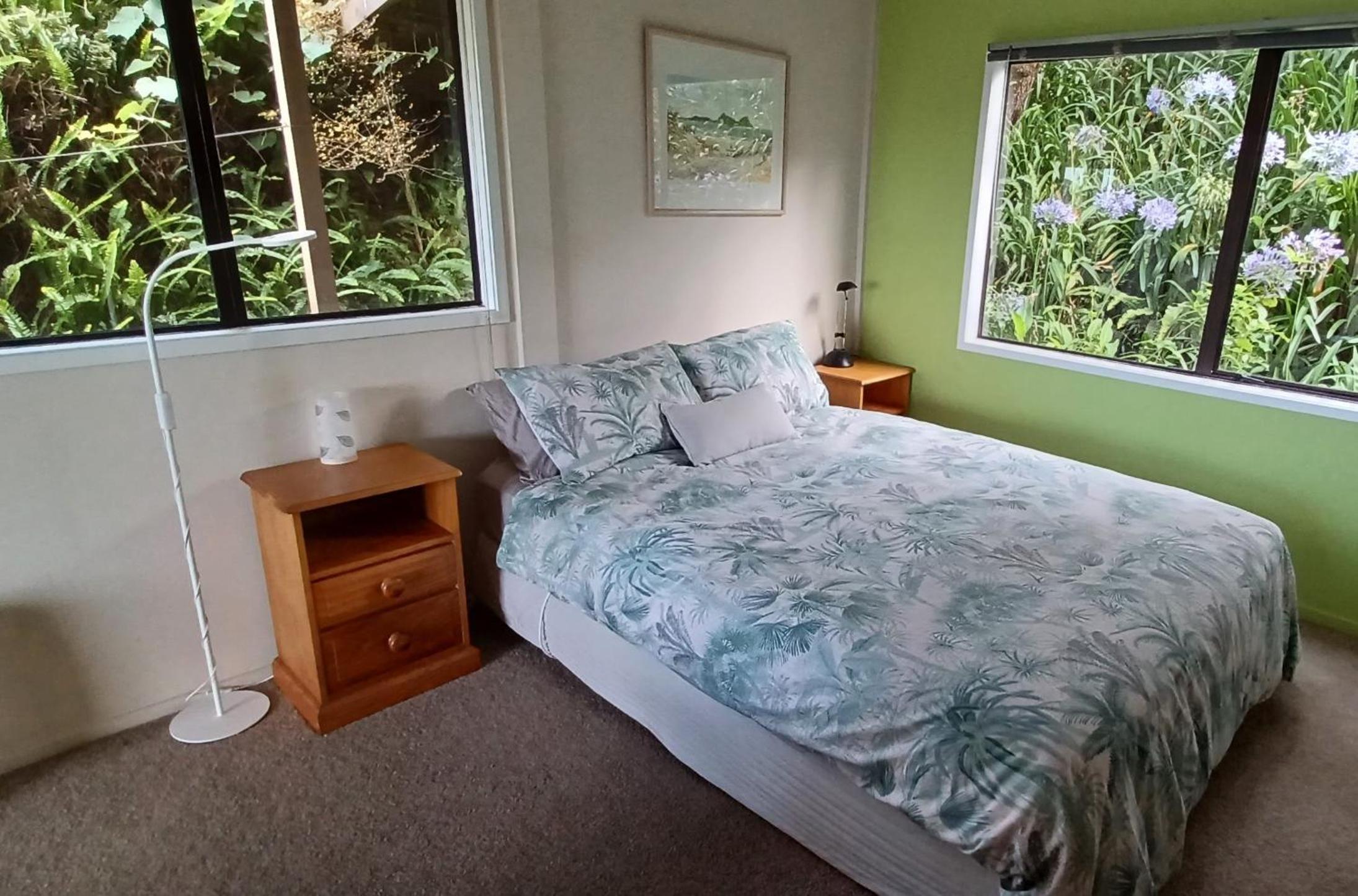 Mt Manaia View Holiday Studio view 5